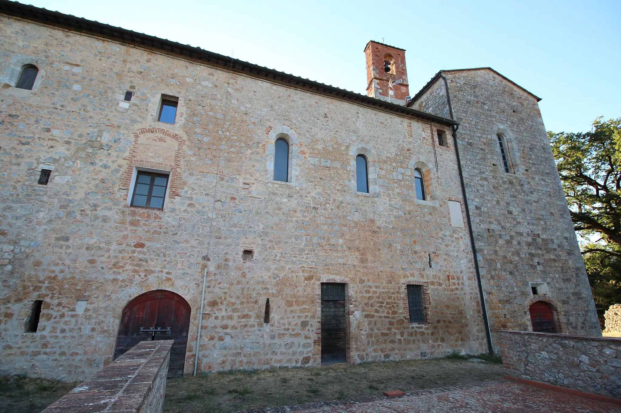 Photo showing: Heritage Eremo di San Leonardo al Lago, territory of Monteriggioni, Province of Siena, Tuscany, Italy