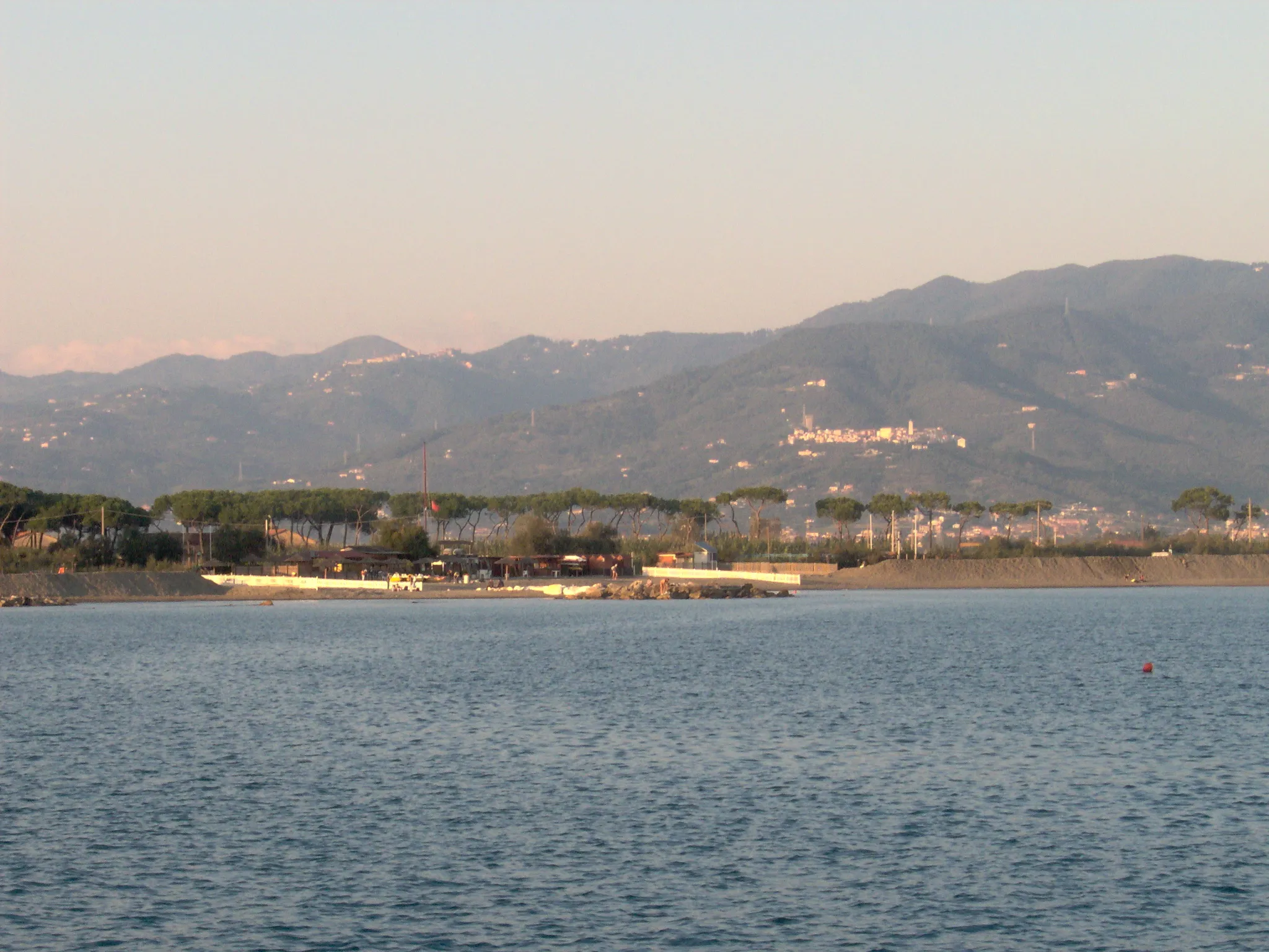 Photo showing: Marinella di Sarzana, beach