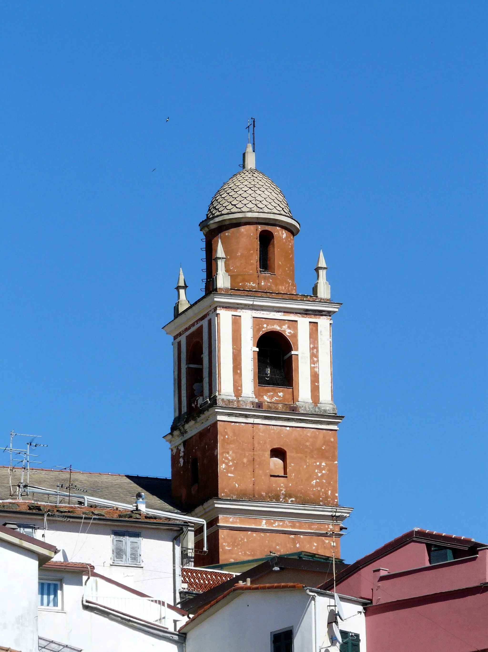 Photo showing: Campanile della chiesa di Sant'Apollinare, Valeriano, Vezzano Ligure, Liguria, Italia