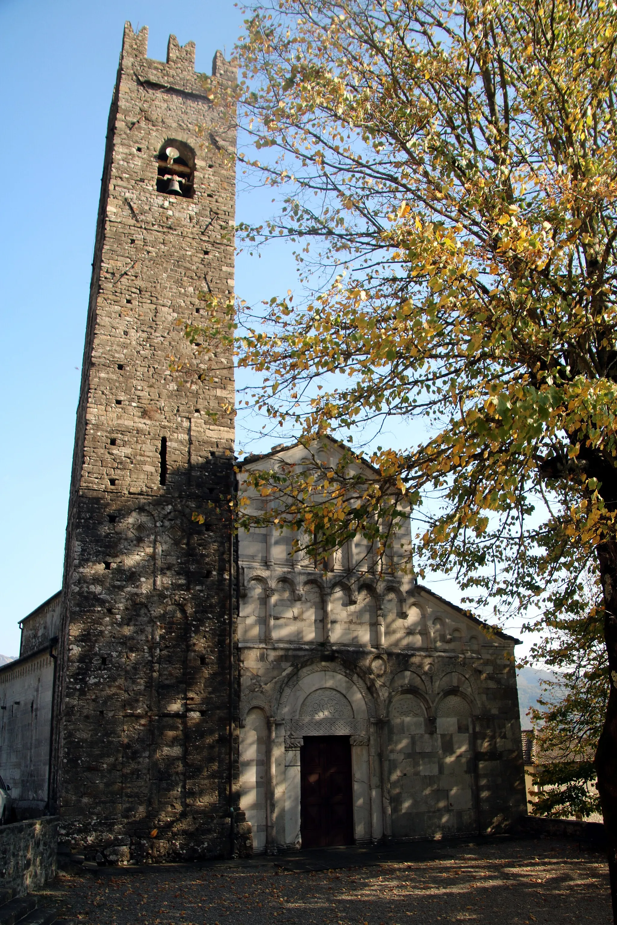 Photo showing: Pieve di San Cassiano di Controni (Bagni di Lucca)