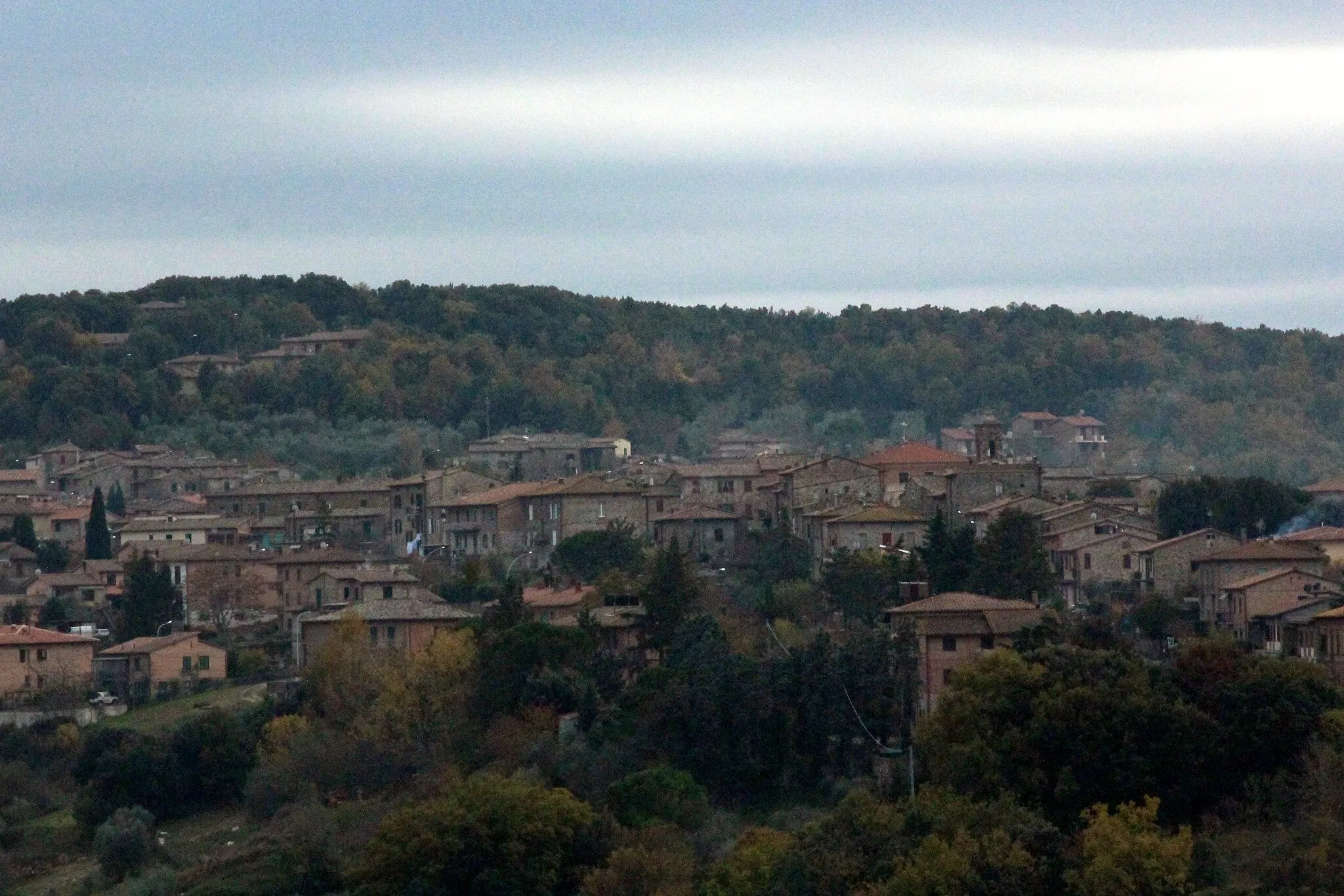 Photo showing: Panorama of Casciano (Casciano di Murlo, Casciano di Vescovado, Casciano delle Donne), hamlet of Murlo, Province of Siena, Italy