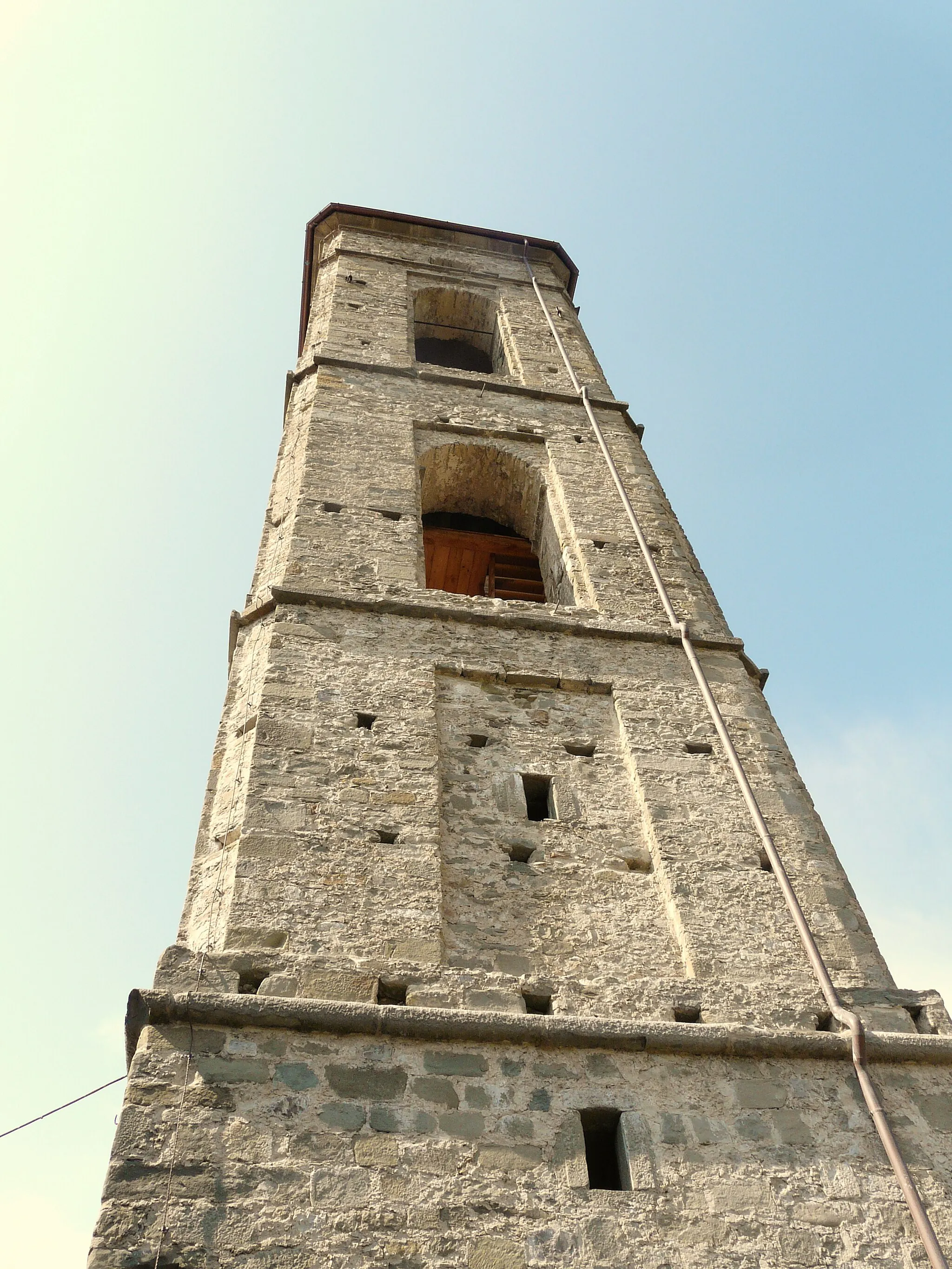 Photo showing: Campanile della Pieve dei Santi Cornelio e Cipriano a Codiponte, Casola in Lunigiana, Toscana, Italia