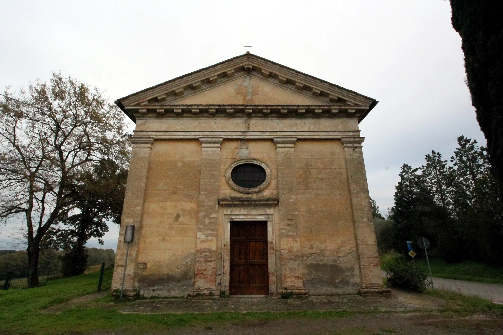 Photo showing: Church San Lorenzo, Bibbiano, hamlet of Buonconvento, Province of Siena, Tuscany, Italy