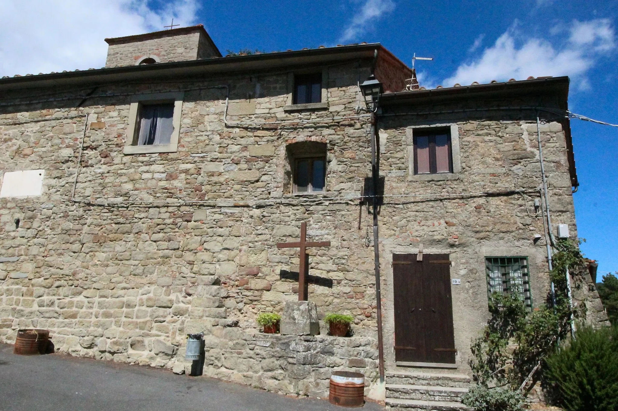 Photo showing: Church Santi Margherita e Biagio, Pontenano, hamlet of Talla, Province of Arezzo, Tuscany, Italy