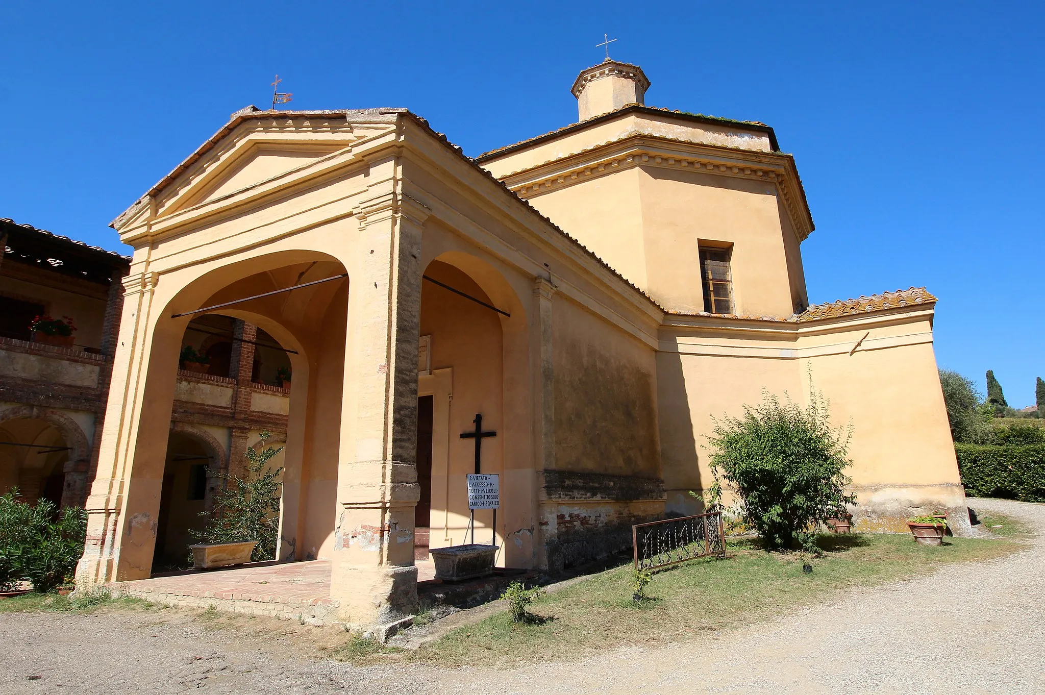 Photo showing: Church Santa Maria a Dofàna, Church in Monteaperti (Montaperti), Castelnuovo Berardenga, Province of Siena, Tuscany, Italy
