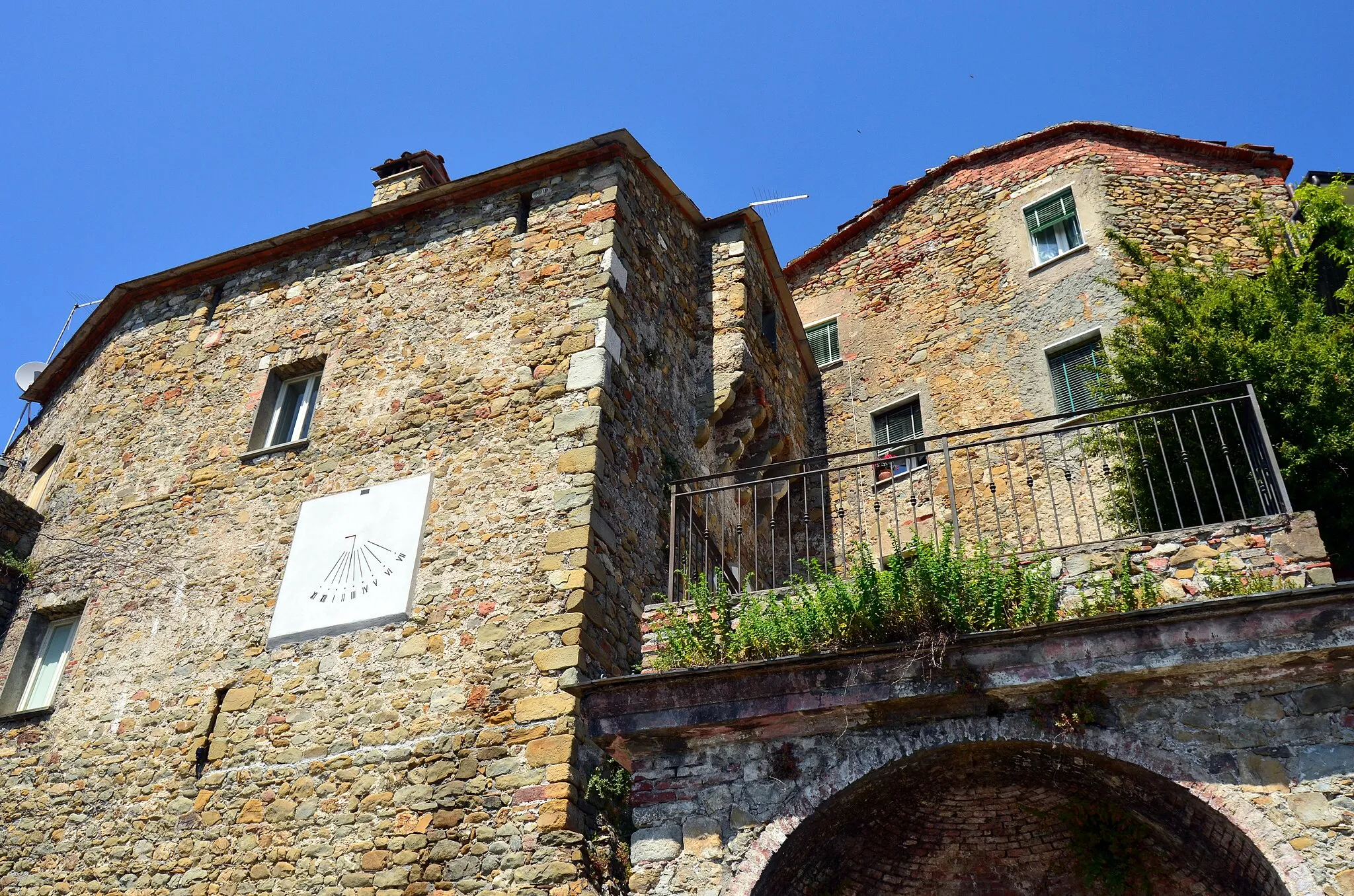 Photo showing: Serie d'immagini del borgo di Nicola, Luni, Liguria, Italia