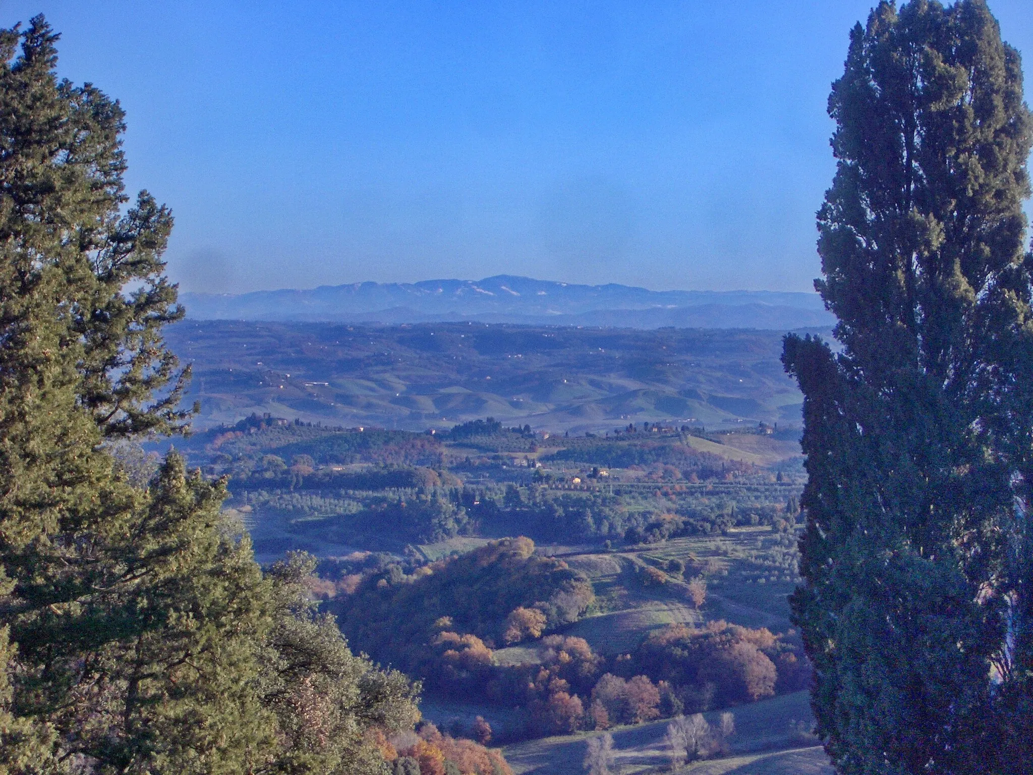 Photo showing: Valdelsa (Elsa valley) seen from Filicaja Estates in Montaione (Florence), Italy.