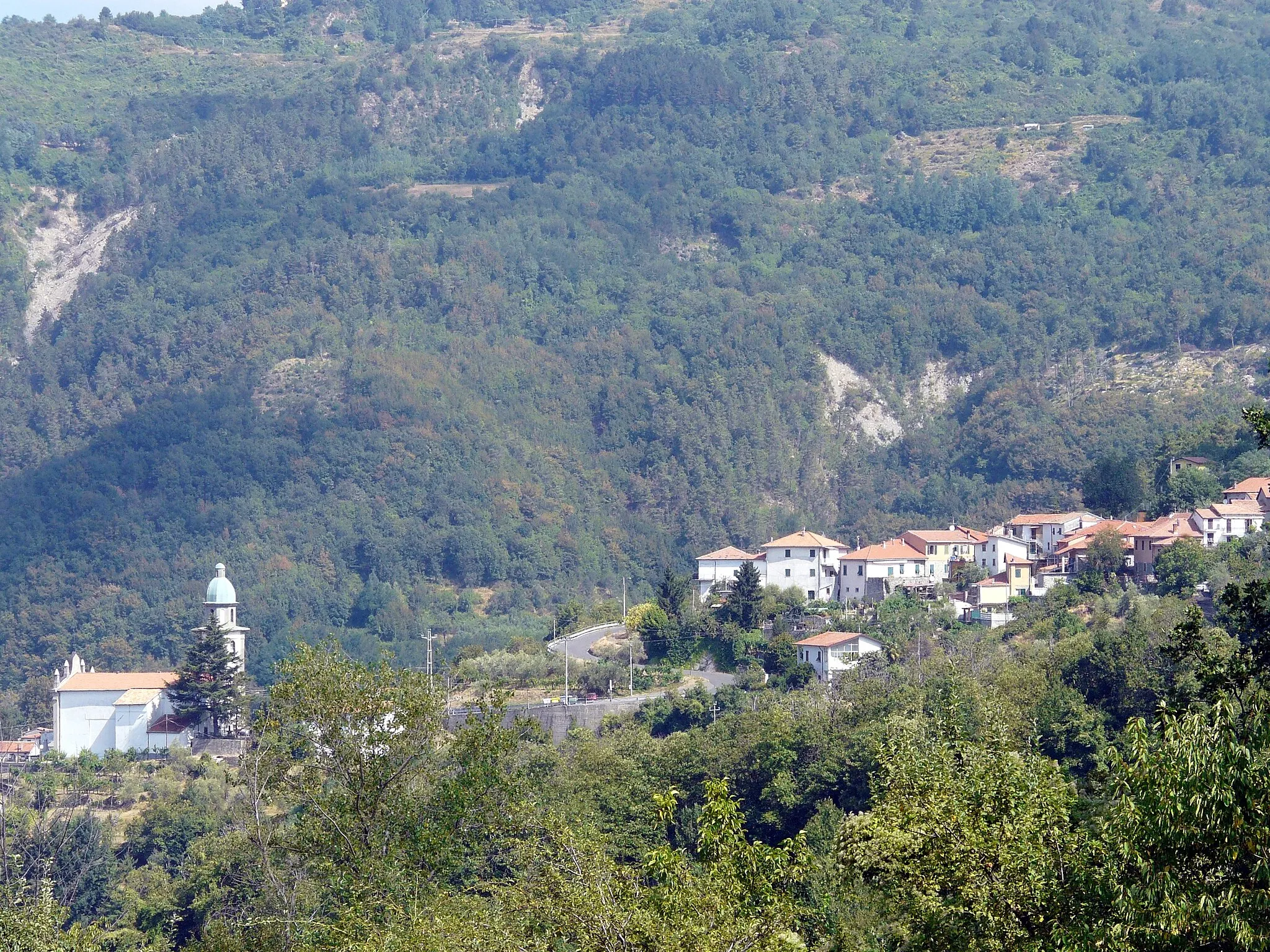 Photo showing: Panorama di Veppo, Rocchetta di Vara, Liguria, Italia
