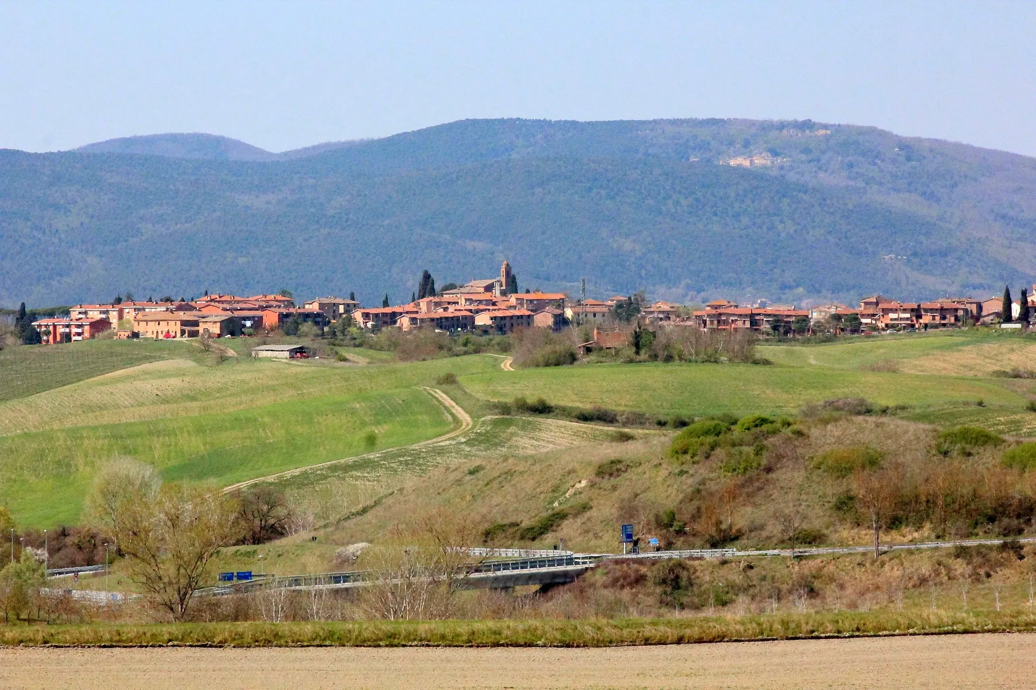 Photo showing: Panorama of San Rocco a Pilli, hamlet of Sovicille, Province of Siena, Tuscany, Italy