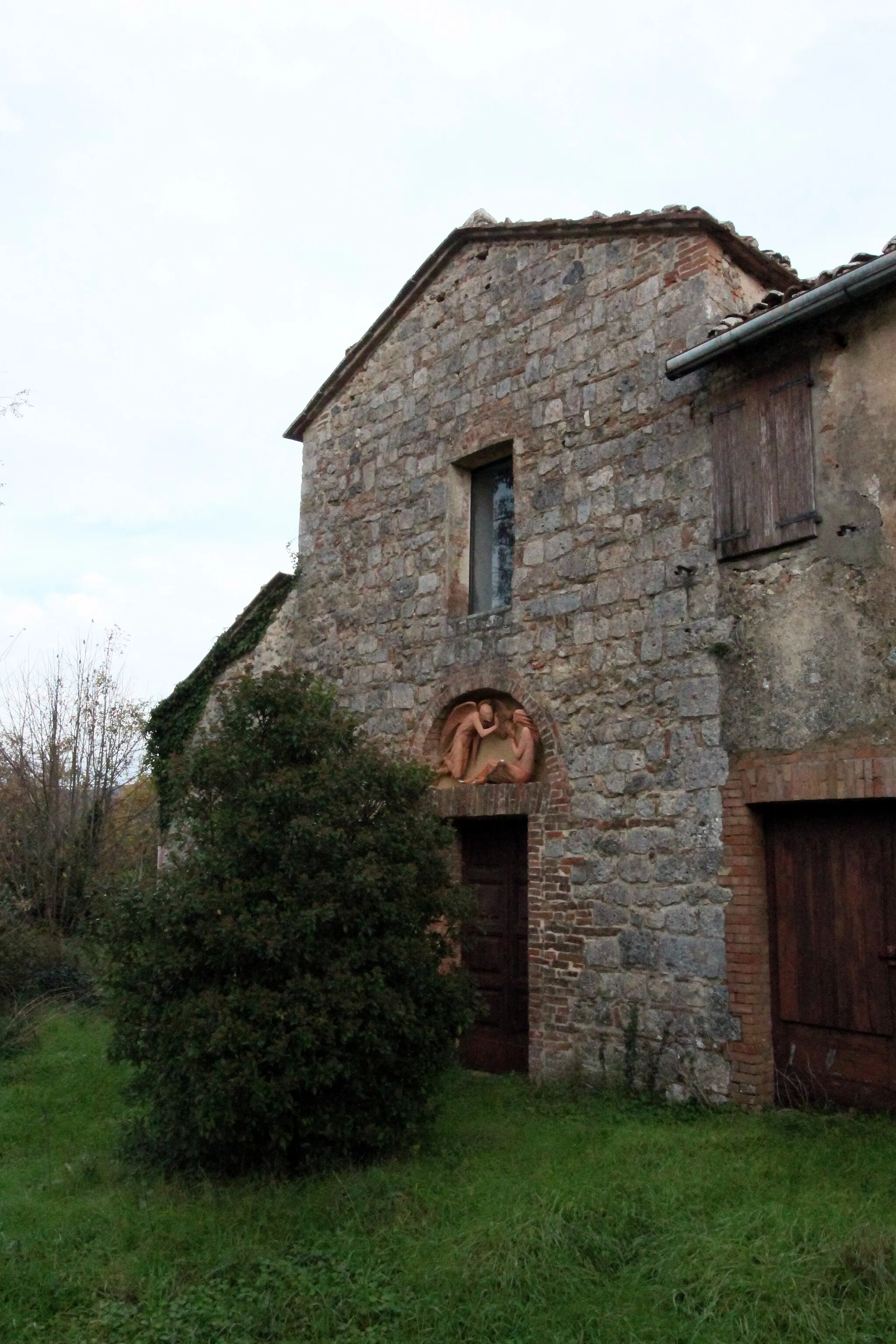 Photo showing: Church (Pieve) Santi Giusto e Clemente a Balli, San Giusto, village in the Territory of Sovicille, Montagnola Senese, Province of Siena, Tuscany, Italy