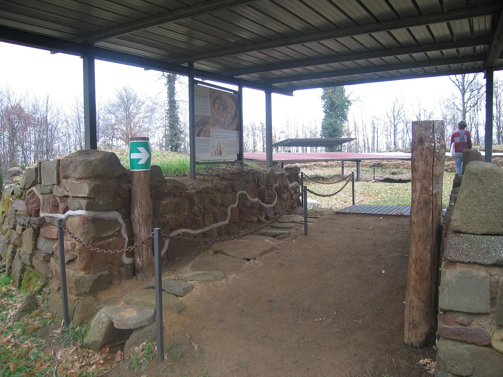 Photo showing: La porta principale della Fortezza di Poggio Civitella