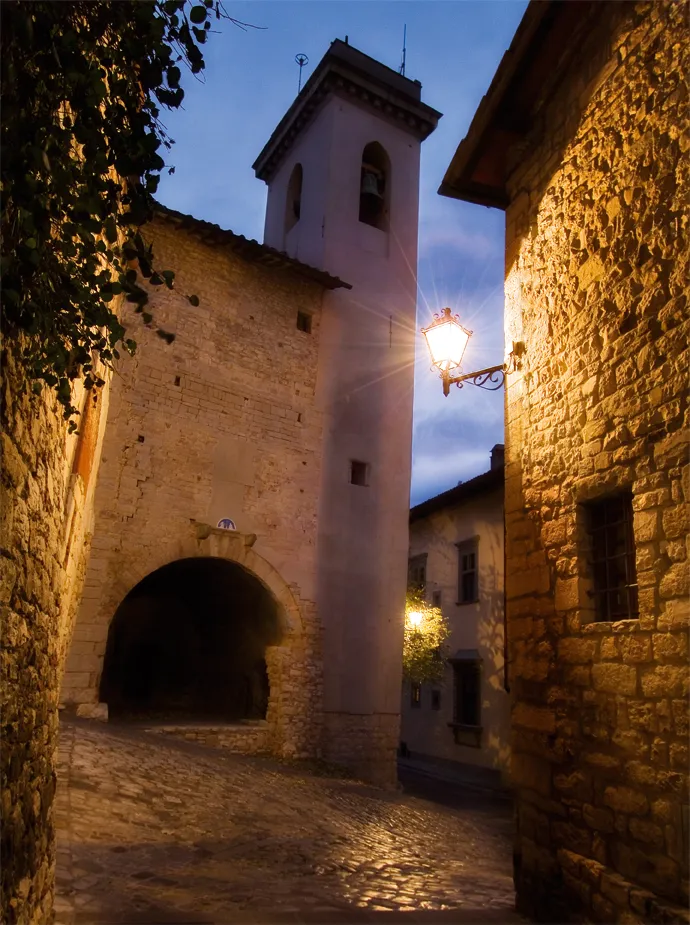 Photo showing: Campanile chiesa san Niccolò