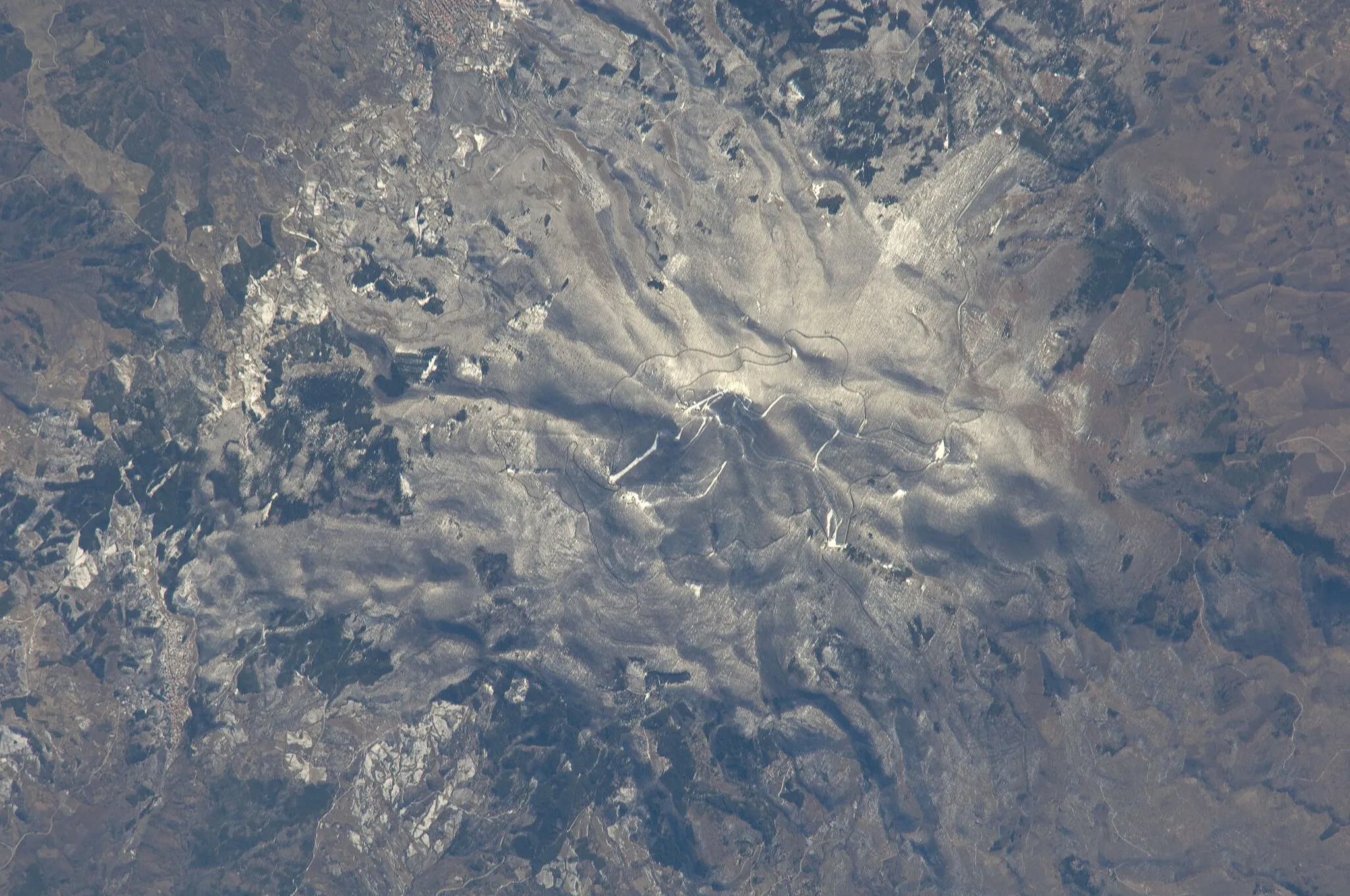 Photo showing: View of Italy taken during ISS Expedition 18.