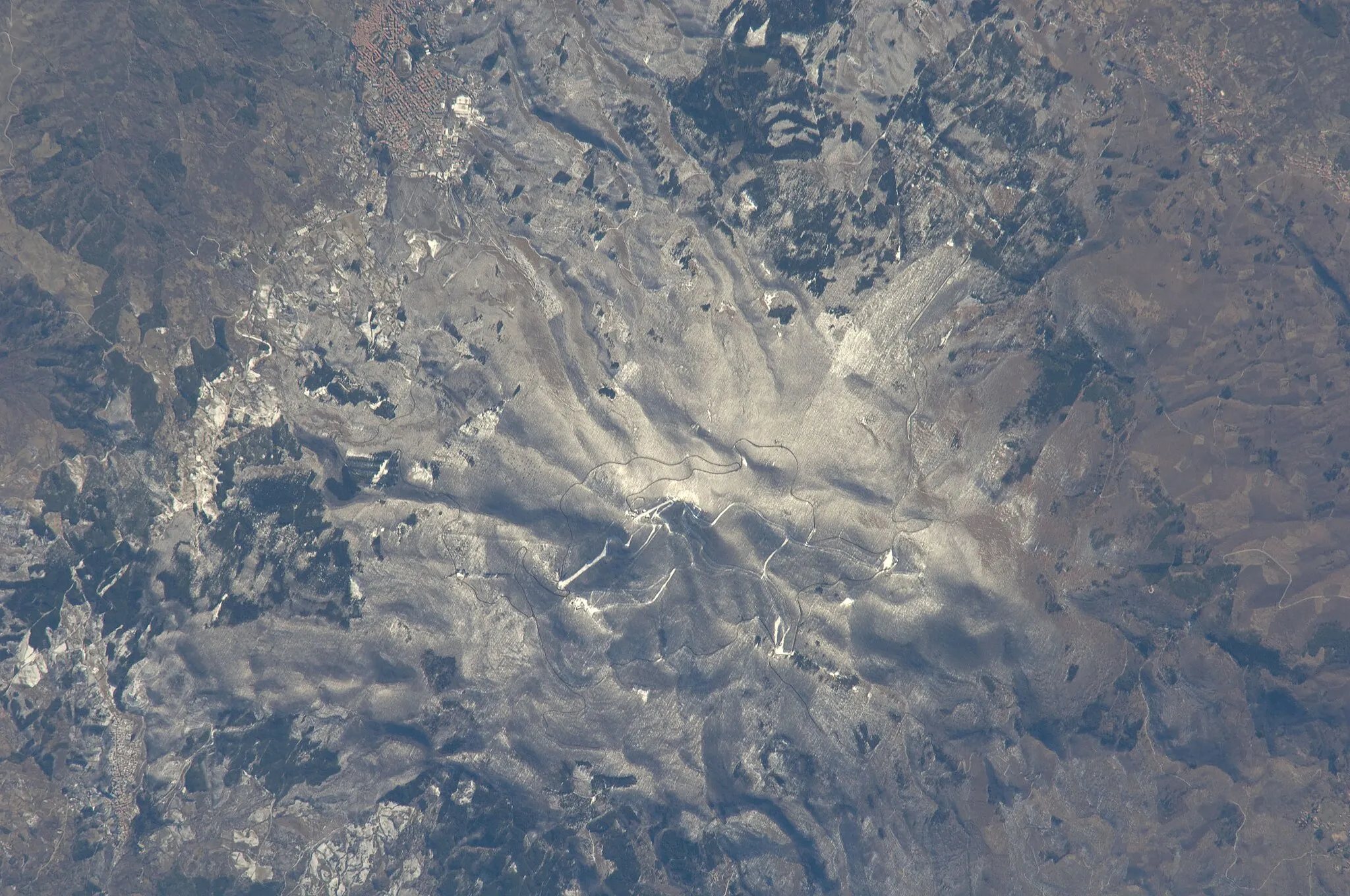 Photo showing: View of Italy taken during ISS Expedition 18.