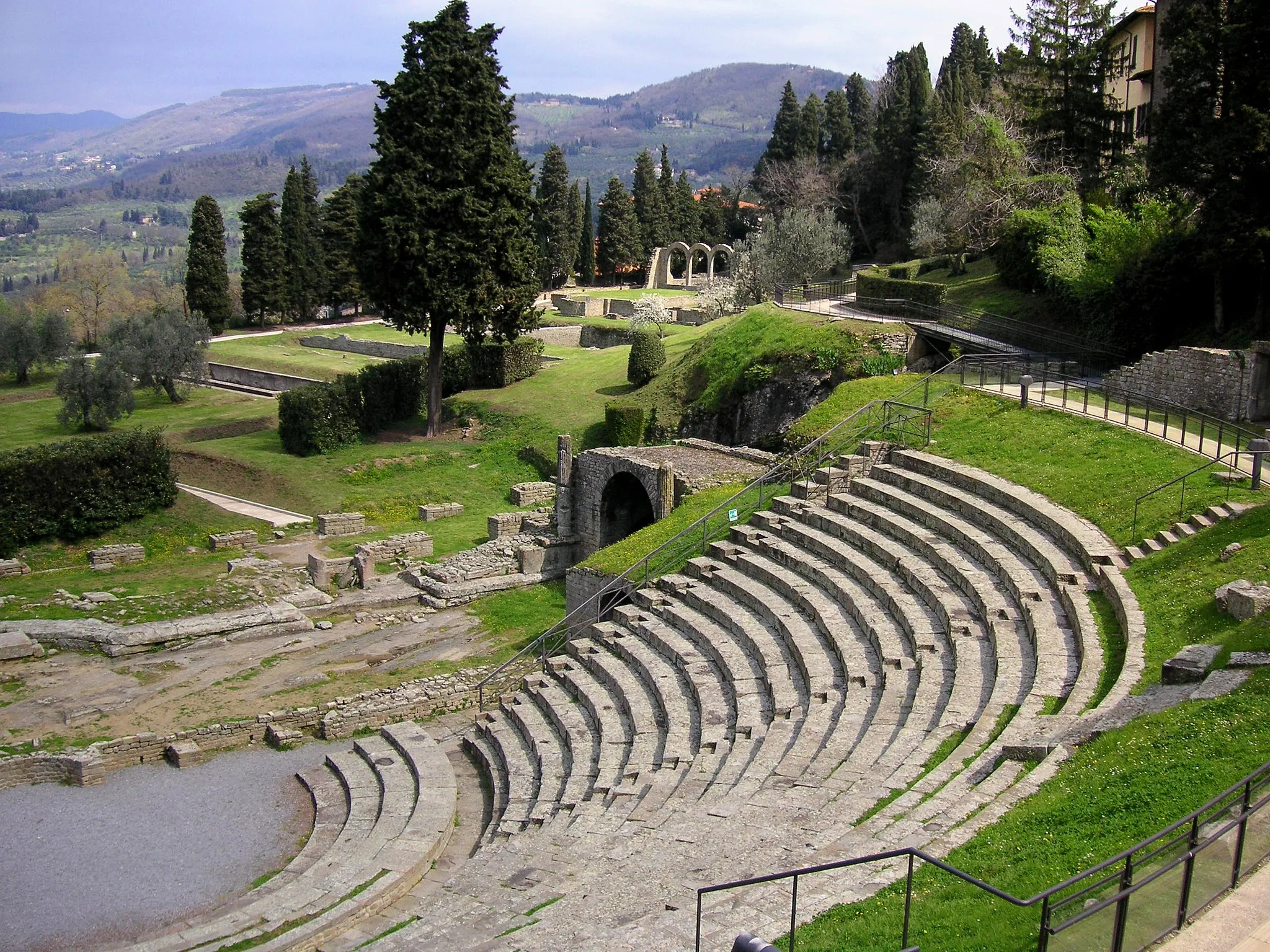 Photo showing: Roman theater in Fiesole, Italy