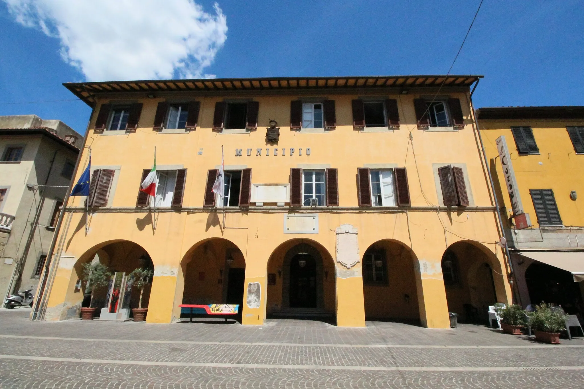 Photo showing: Town hall in Cascina, Province of Pisa, Tuscany, Italy