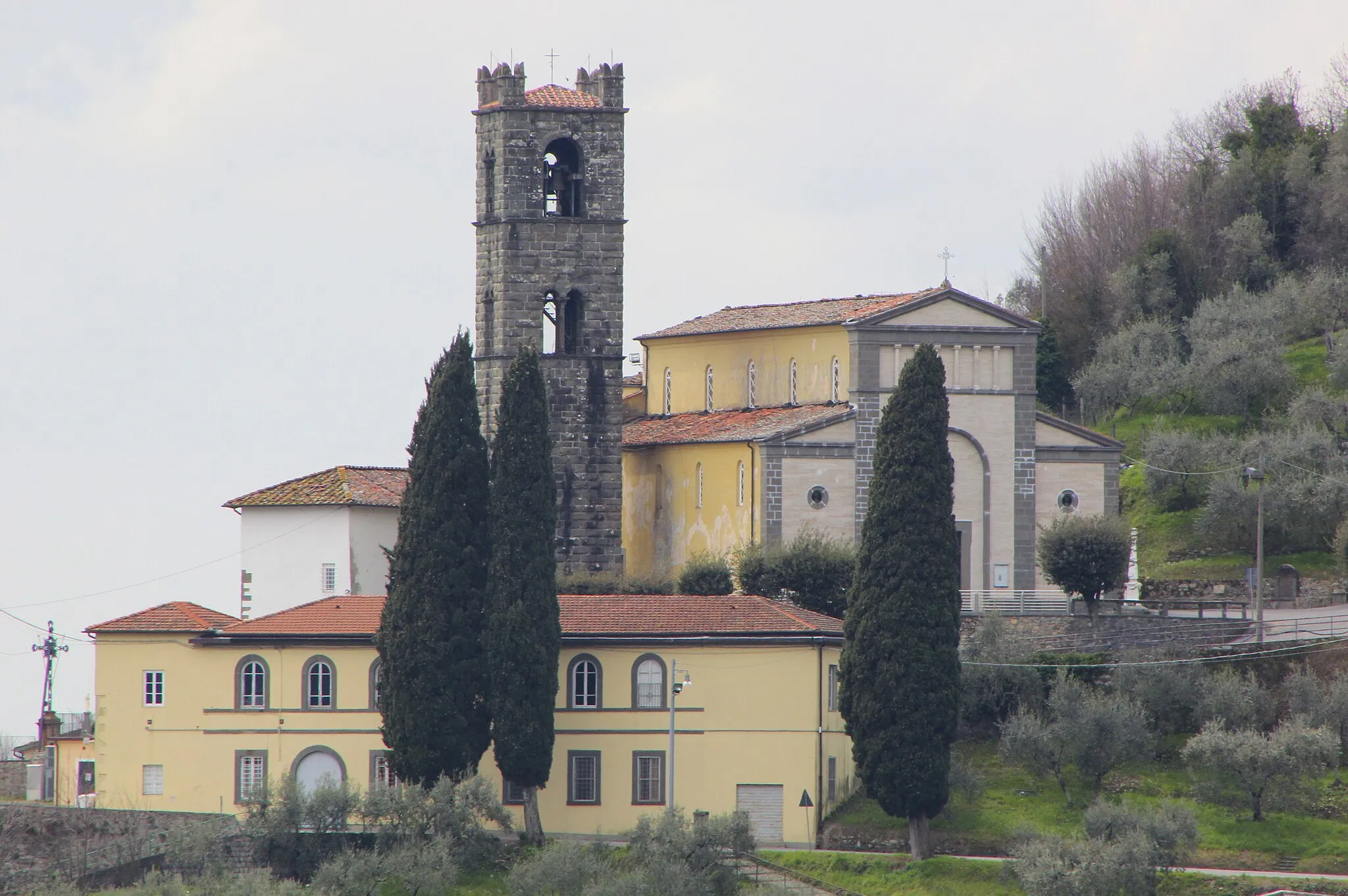 Photo showing: Church San Michele Arcangelo, Matraia, hamlet of Capannori, Province of Lucca, Tuscany, Italy