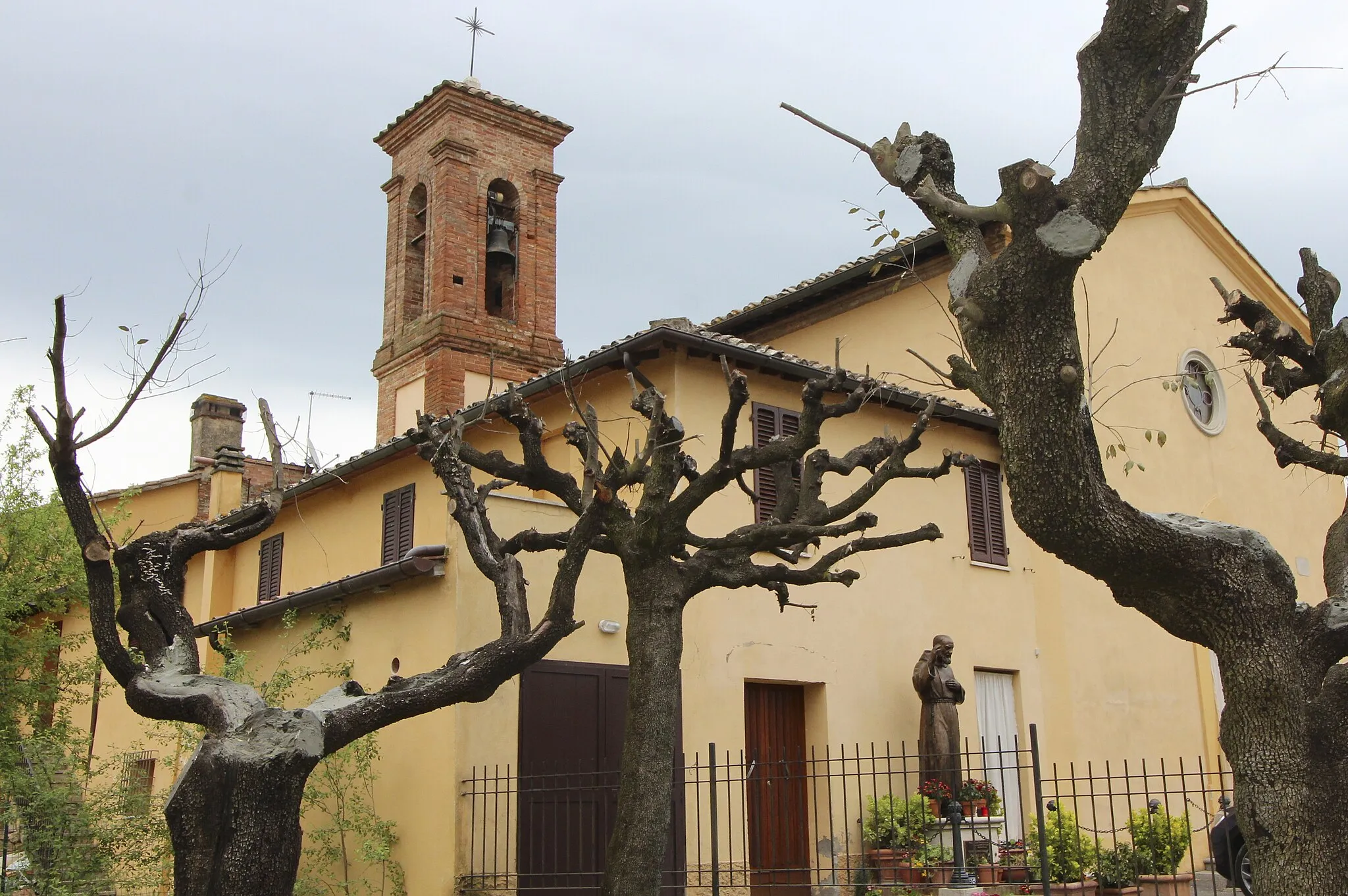 Photo showing: Church San Pietro, Abbadia, hamlet of Montepulciano, Province of Siena, Tuscany, Italy