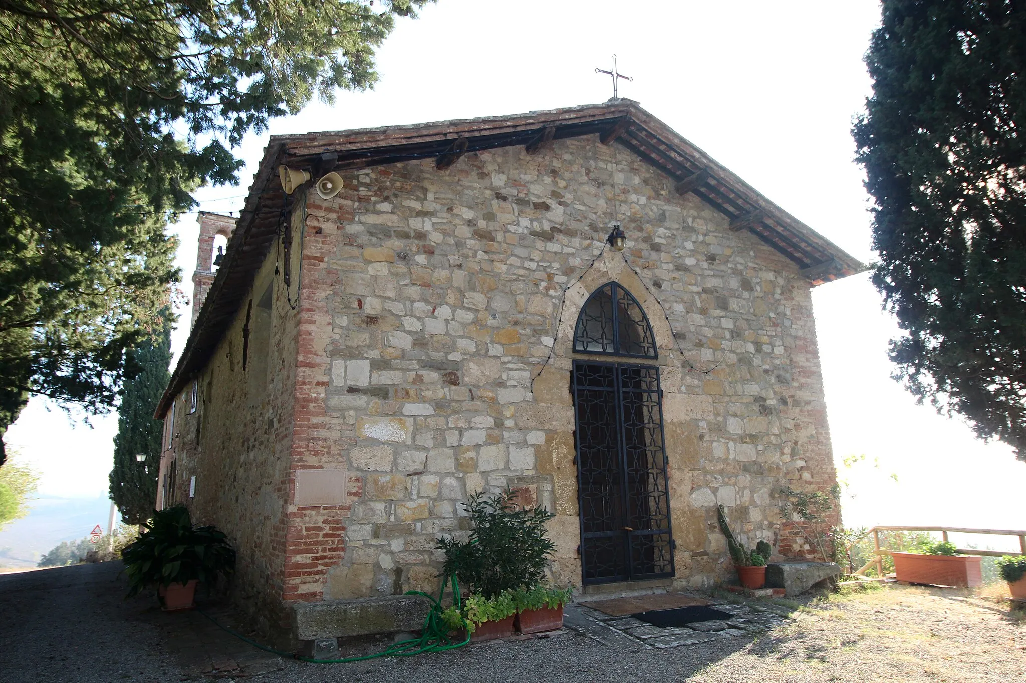 Photo showing: Church Santi Vito e Modesto, Laviano, Pozzuolo, hamlet of Castiglione del Lago, Province of Perugia, Umbria, Italy