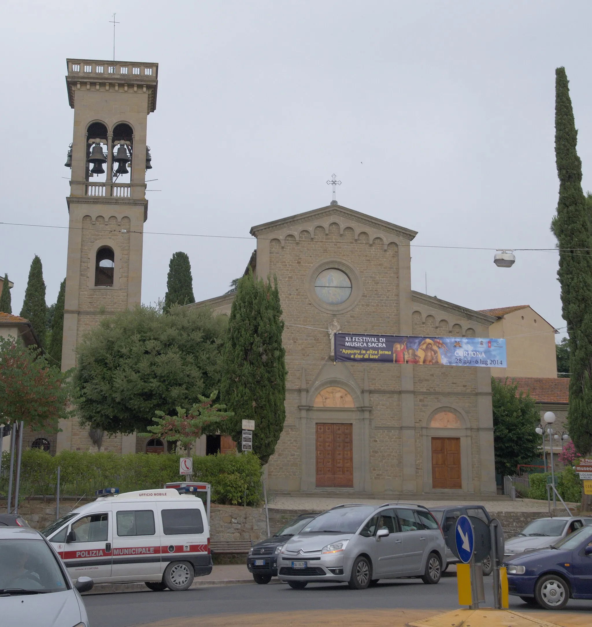 Photo showing: Chiesa di Cristo Re, dans la commune de Camucia, sur le territoire de Cortana, Province d'Arezzo, Toscane, Italie.