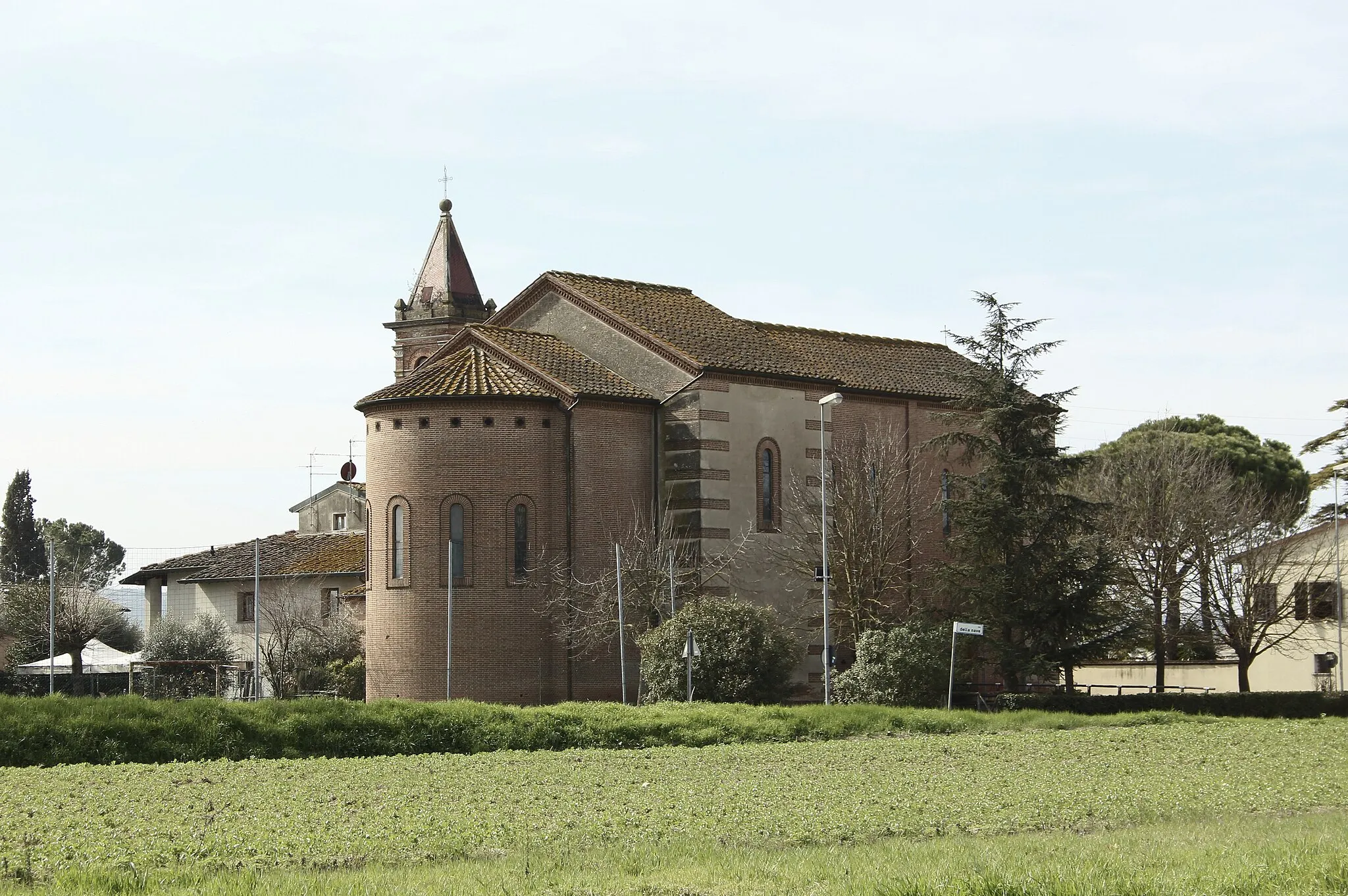 Photo showing: church San Donato, Isola, hamlet of San Miniato, Province of Pisa, Tuscany, Italy