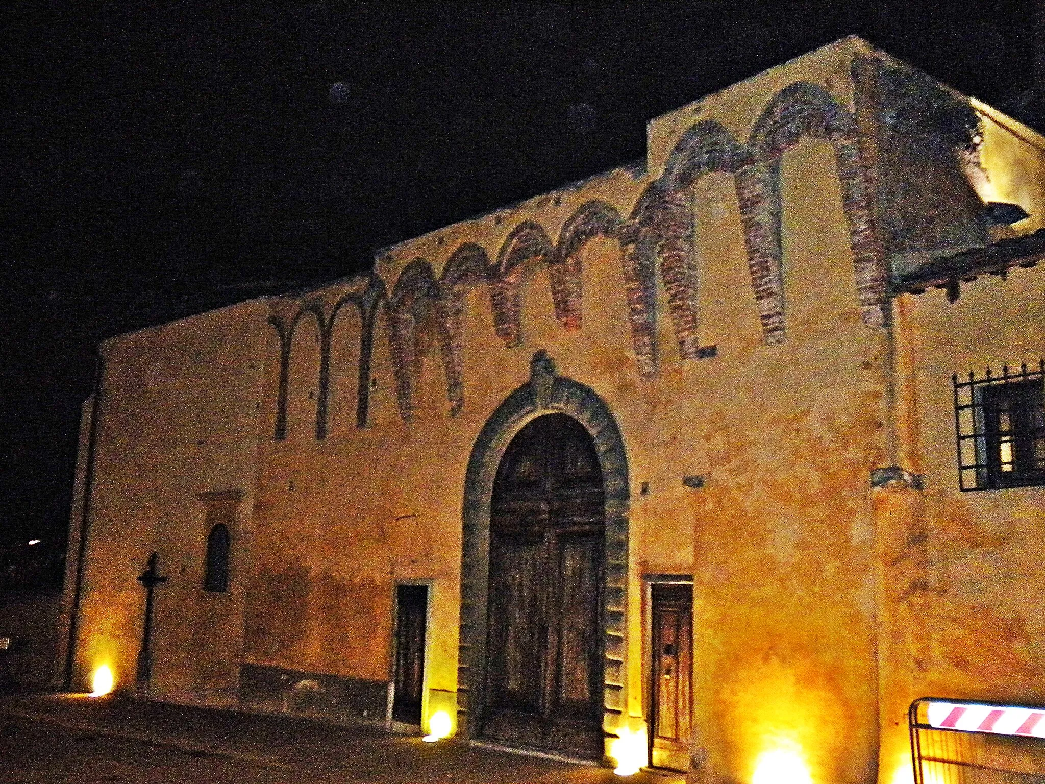 Photo showing: Strozzi castle by night