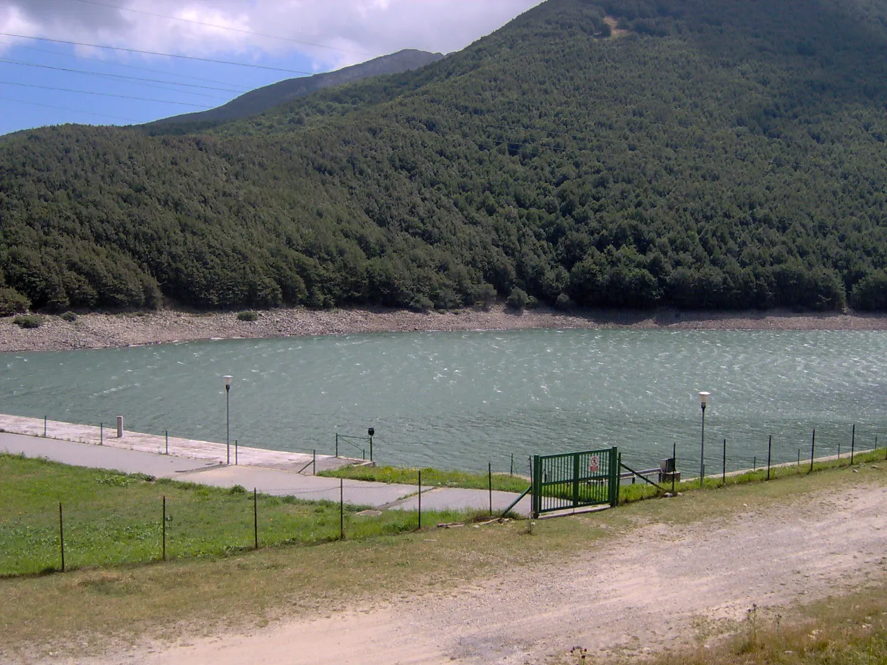 Photo showing: Lago Paduli presso il passo del Lagastrello