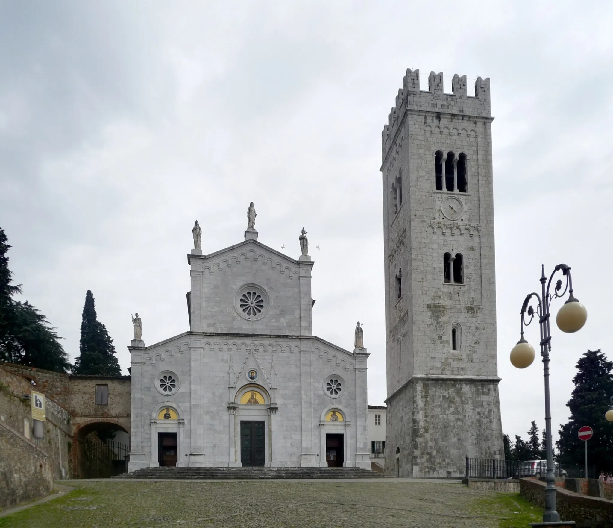 Photo showing: Church "San Giusto", Porcari, Province Lucca, Tuscany, Italy