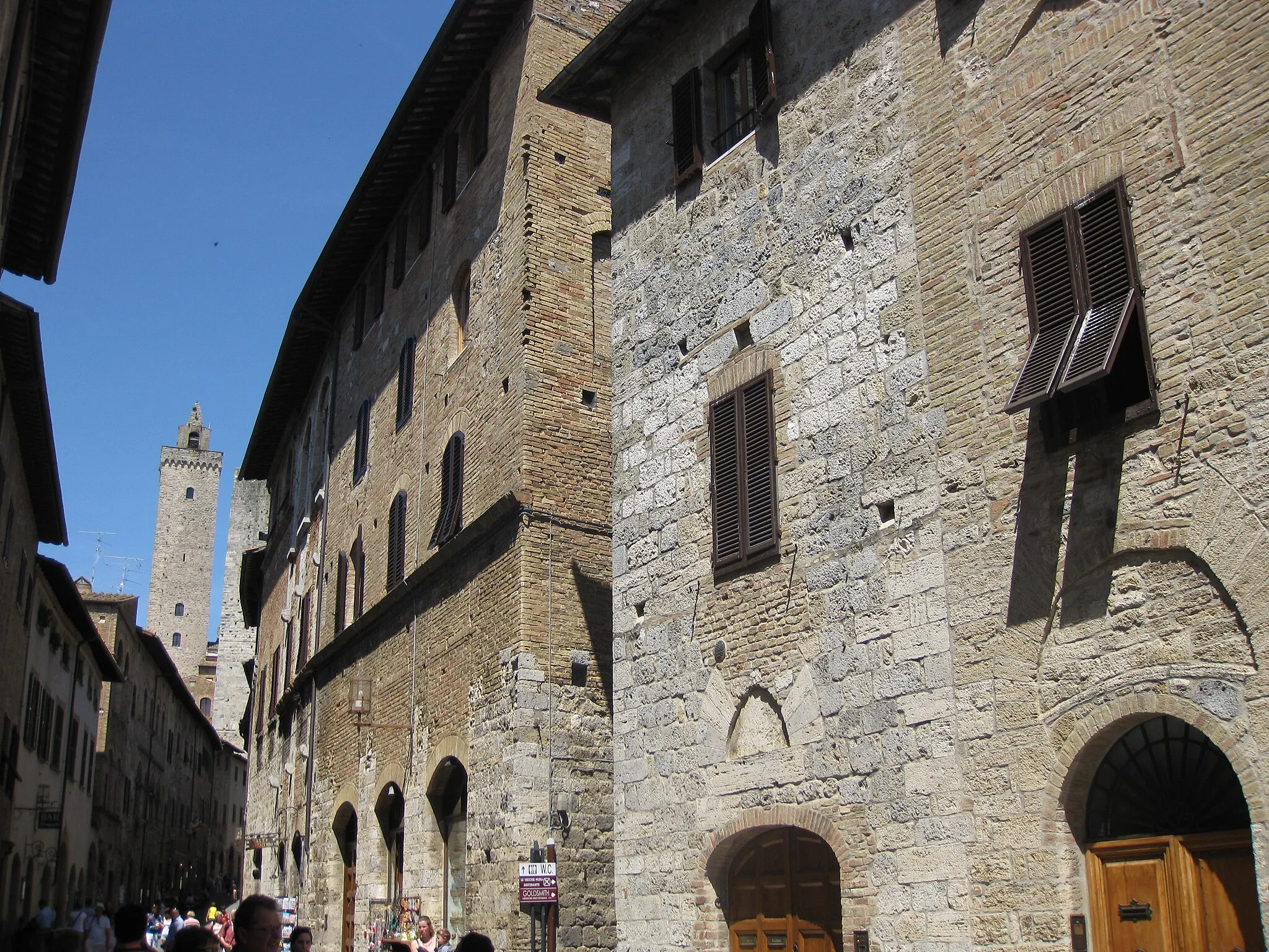 Photo showing: San Gimignano, Via San Giovanni