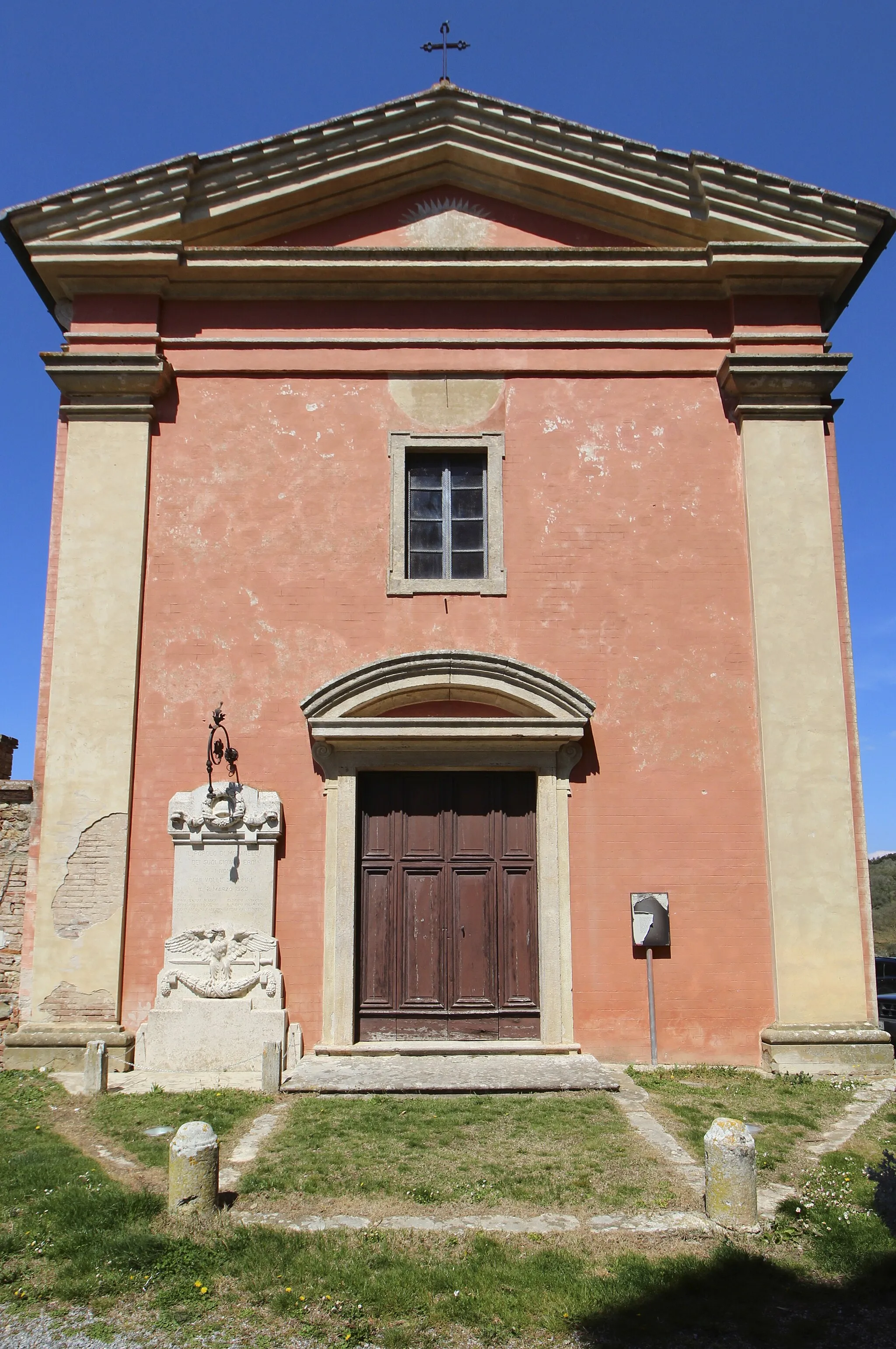 Photo showing: Church San Giovanni Evangelista, in Modanella, hamlet of Rapolano Terme, Province of Siena, Tuscany, Italy
