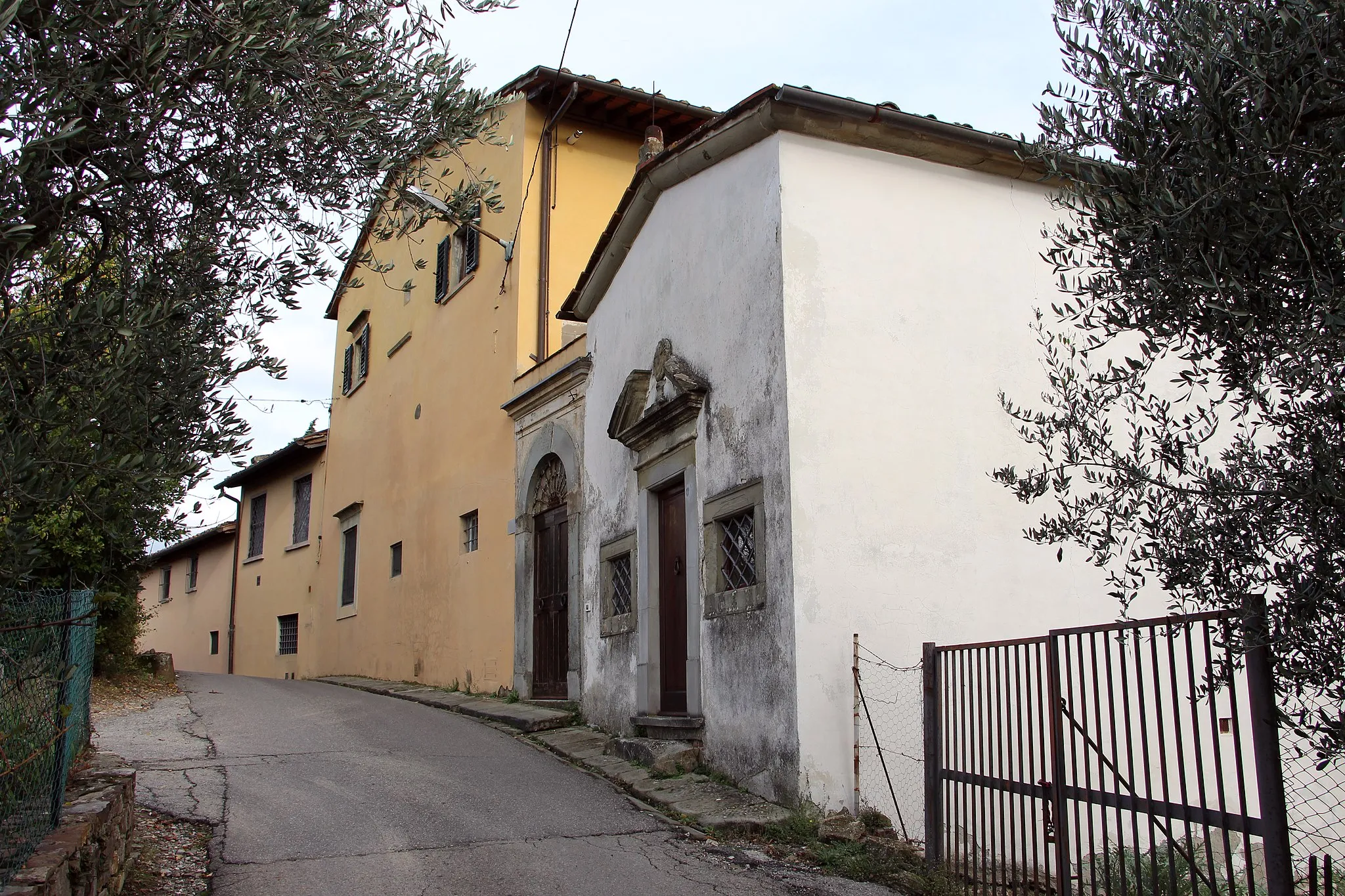 Photo showing: Canonica di Cercina