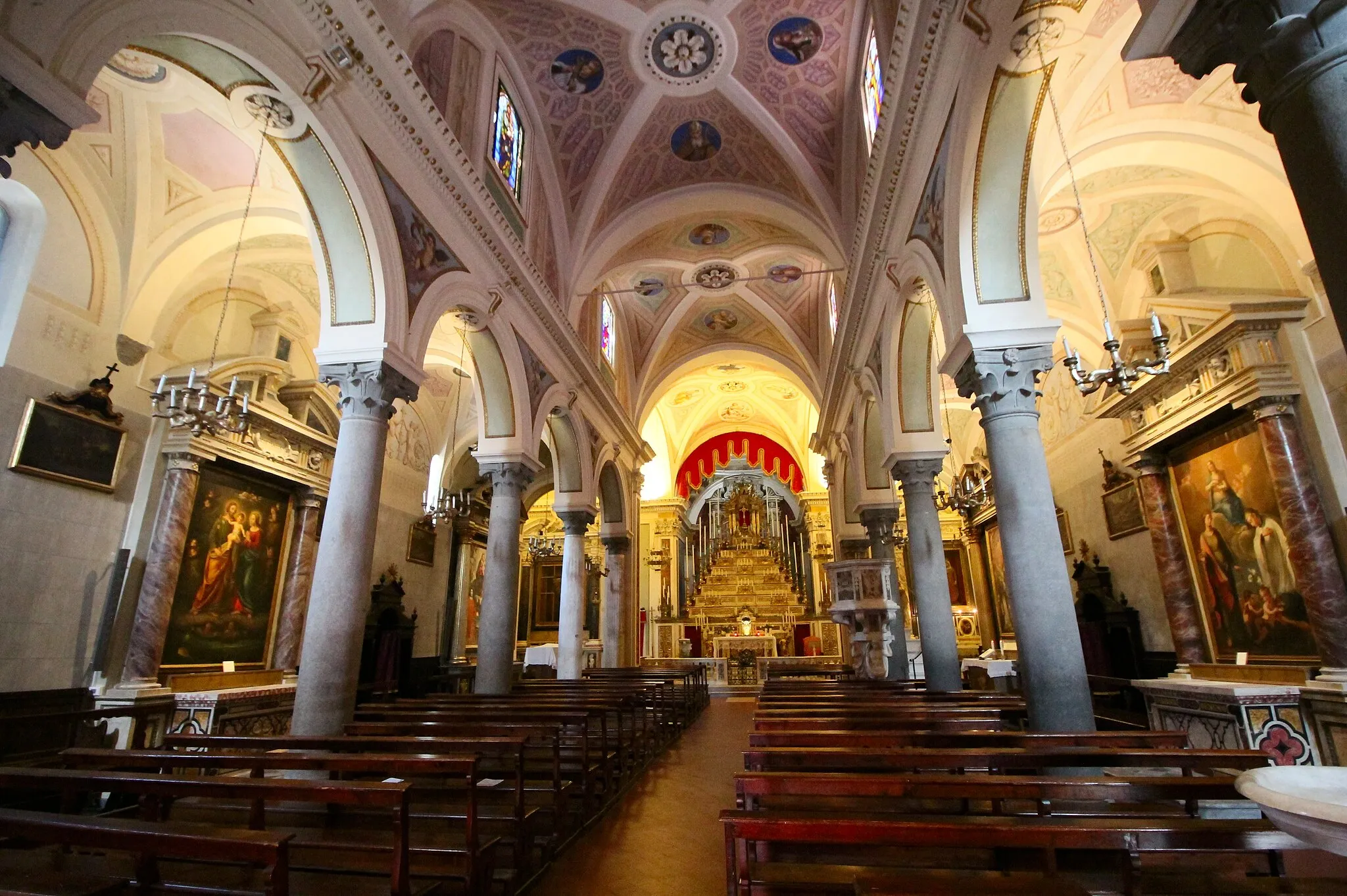 Photo showing: Church San Lorenzo, Segromigno in Monte, hamlet of Capannori, Province of Lucca, Tuscany, Italy