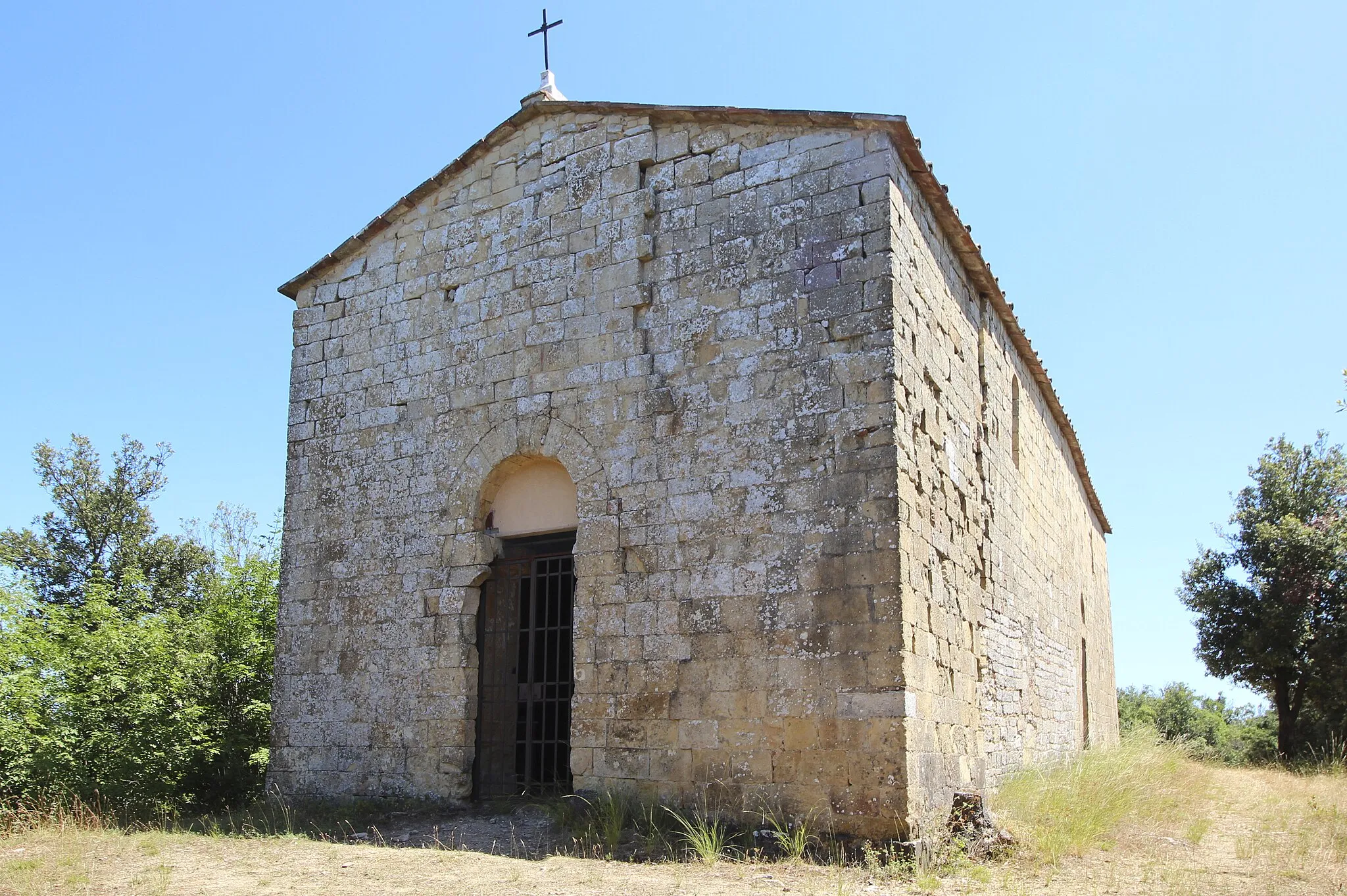 Photo showing: Church Sant'Alberto (Eremo di Sant'Alberto da Montalceto), Mount Montalceto, territory of Asciano, Province of Siena, Tuscany, Italy. 470m, 12th century