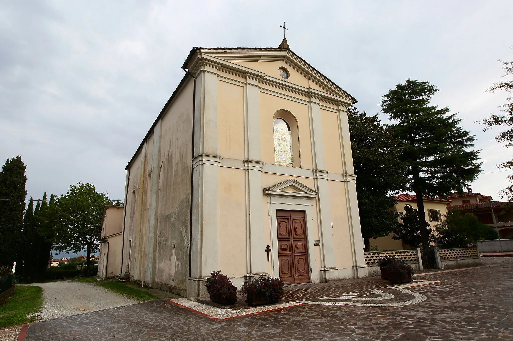 Photo showing: Church San Germano, Santonuovo, hamlet of Quarrata, Province of Pistoia, Tuscany, Italy