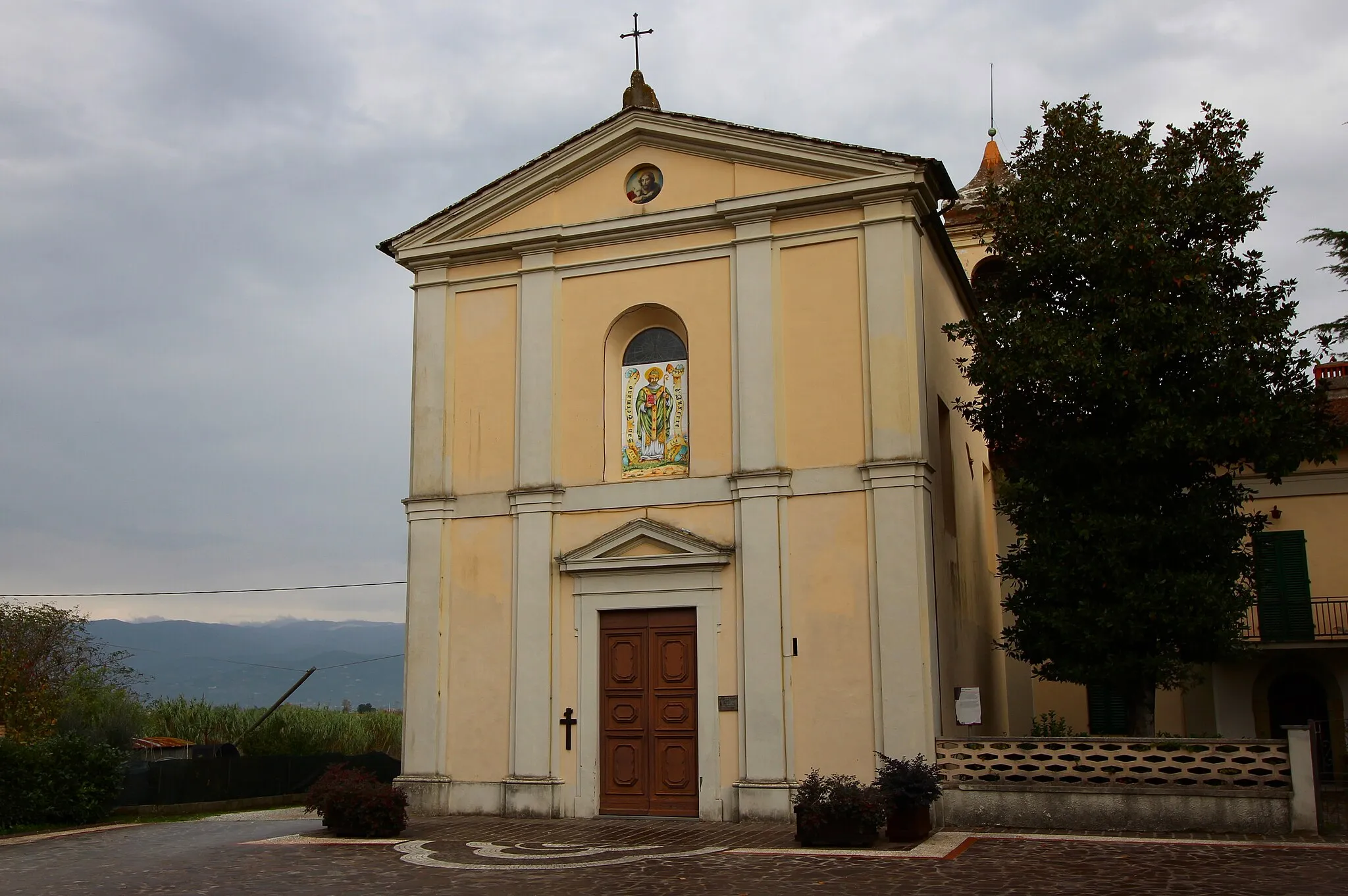 Photo showing: Church San Germano, Santonuovo, hamlet of Quarrata, Province of Pistoia, Tuscany, Italy