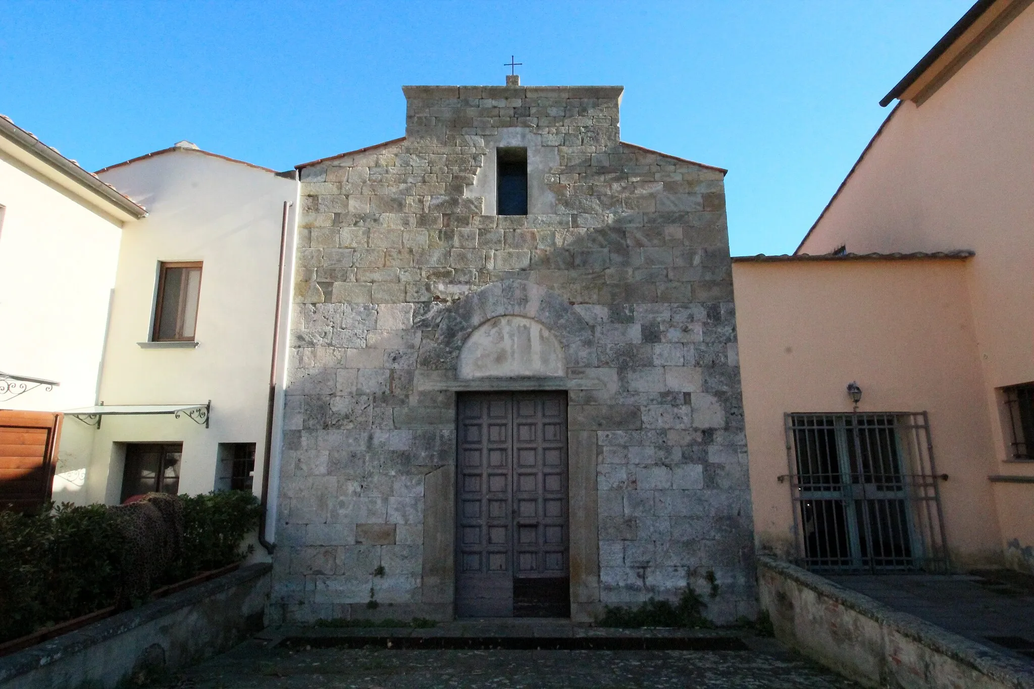 Photo showing: Santa Jacopo, also called San Torpè, Church in Zambra, hamlet of Cascina, Province of Pisa, Tuscany, Italy