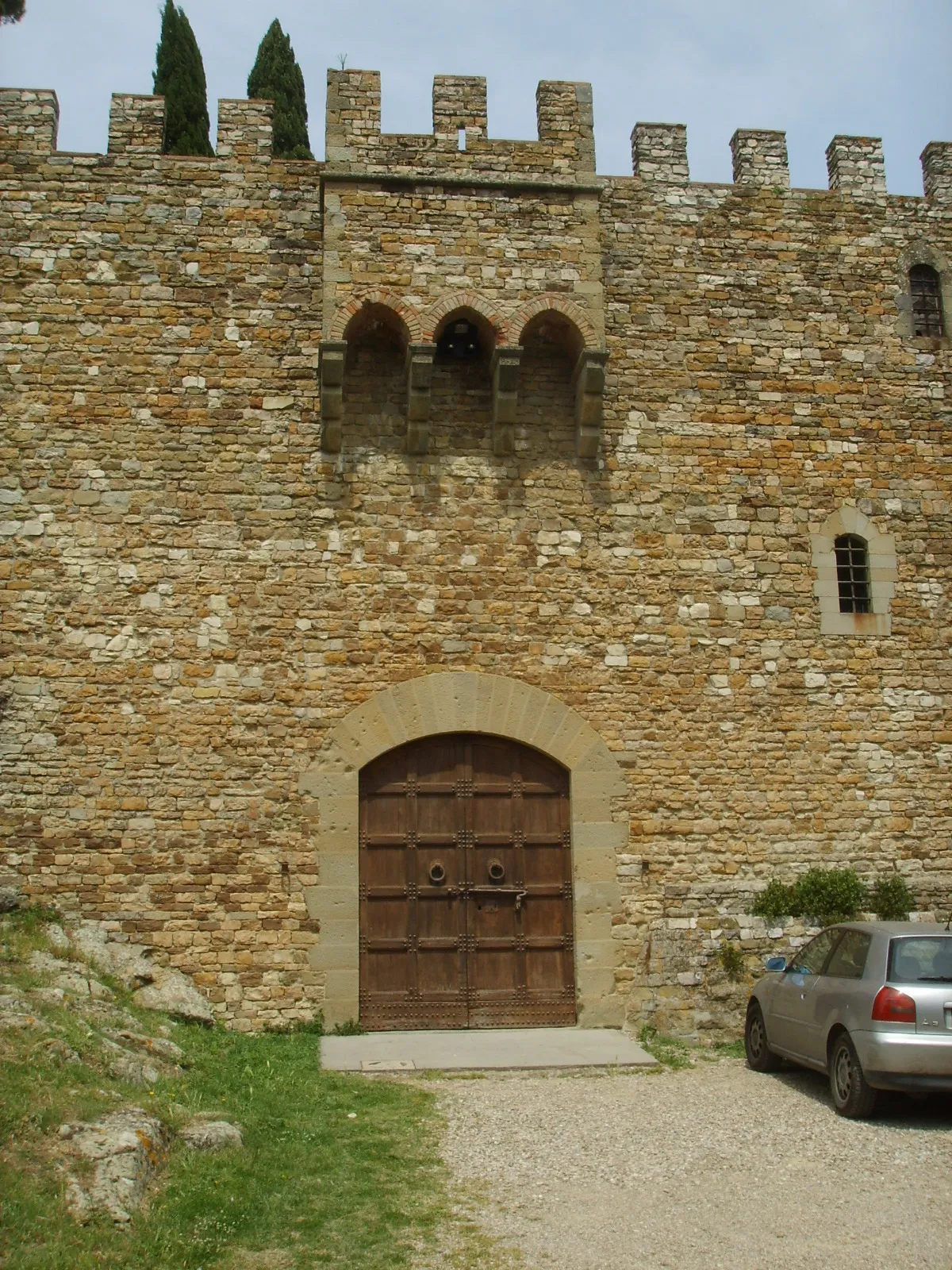 Photo showing: Castel di poggio