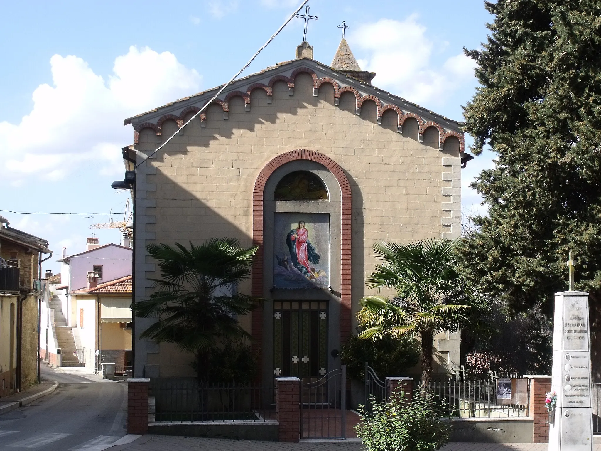 Photo showing: church Santa Maria Assunta, Pieve a Maiano, hamlet of Civitella in Val di Chiana, Province of Arezzo, Tuscany, Italy