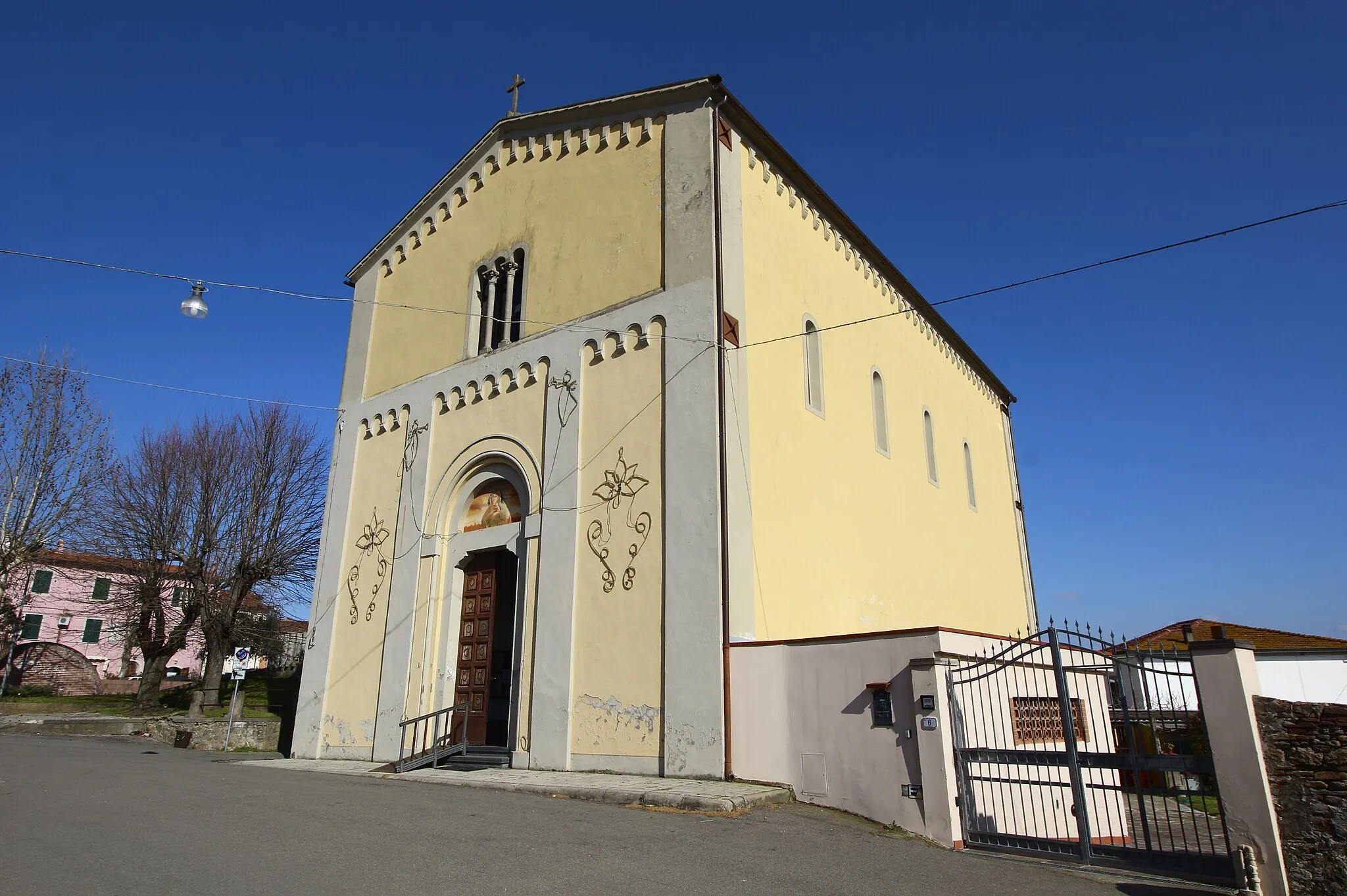Photo showing: Church Santo Stefano, Cascine di Buti, Buti, Province of Pisa, Tuscany, Italy