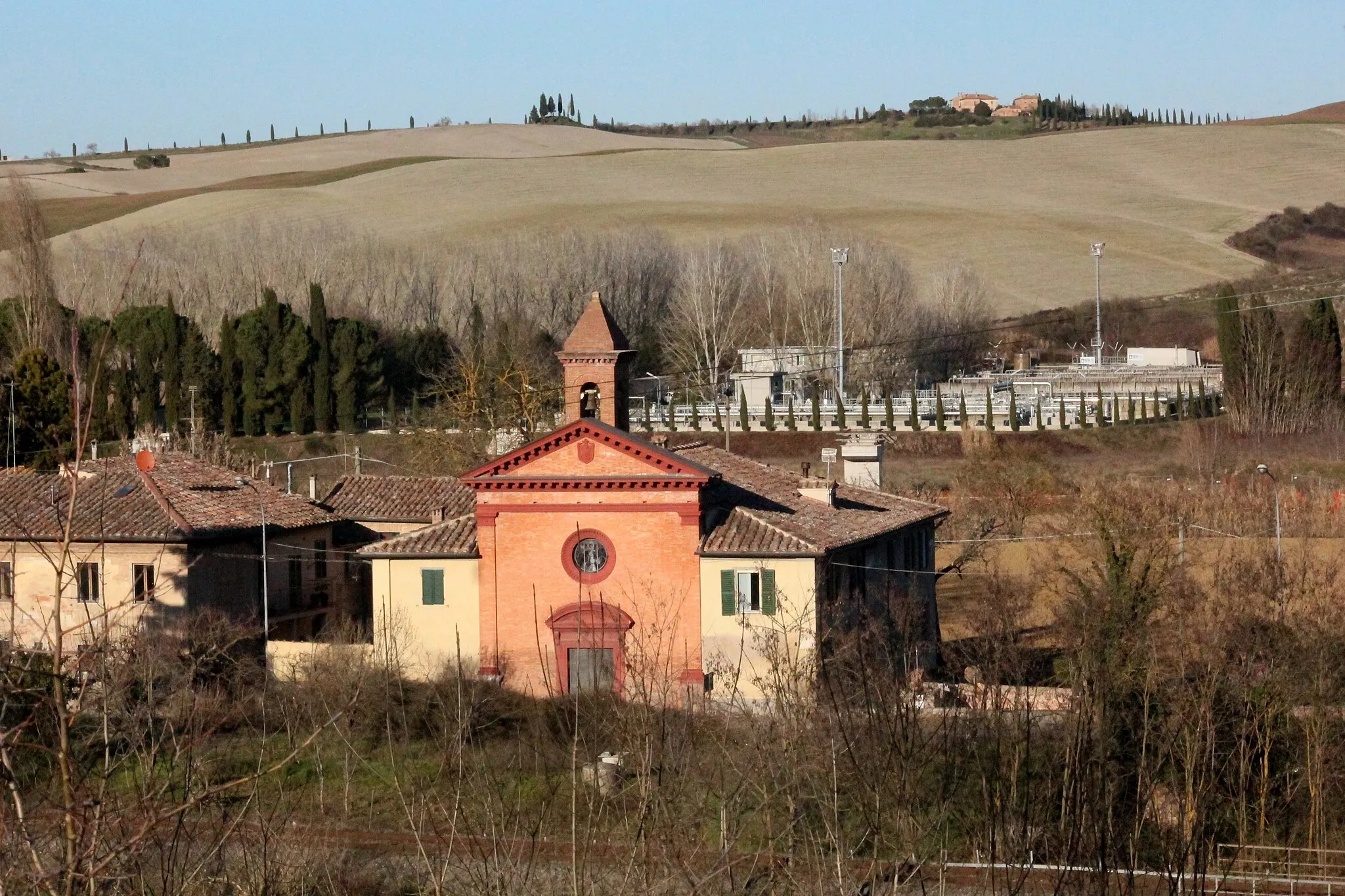 Photo showing: Church San Michele Arcangelo, Parish Church of Ponte a Tressa (hamlet of Monteroni d’Arbia), but situated on the left side of the River Tressa (belonging to Isola d’Arbia, hamlet of Siena