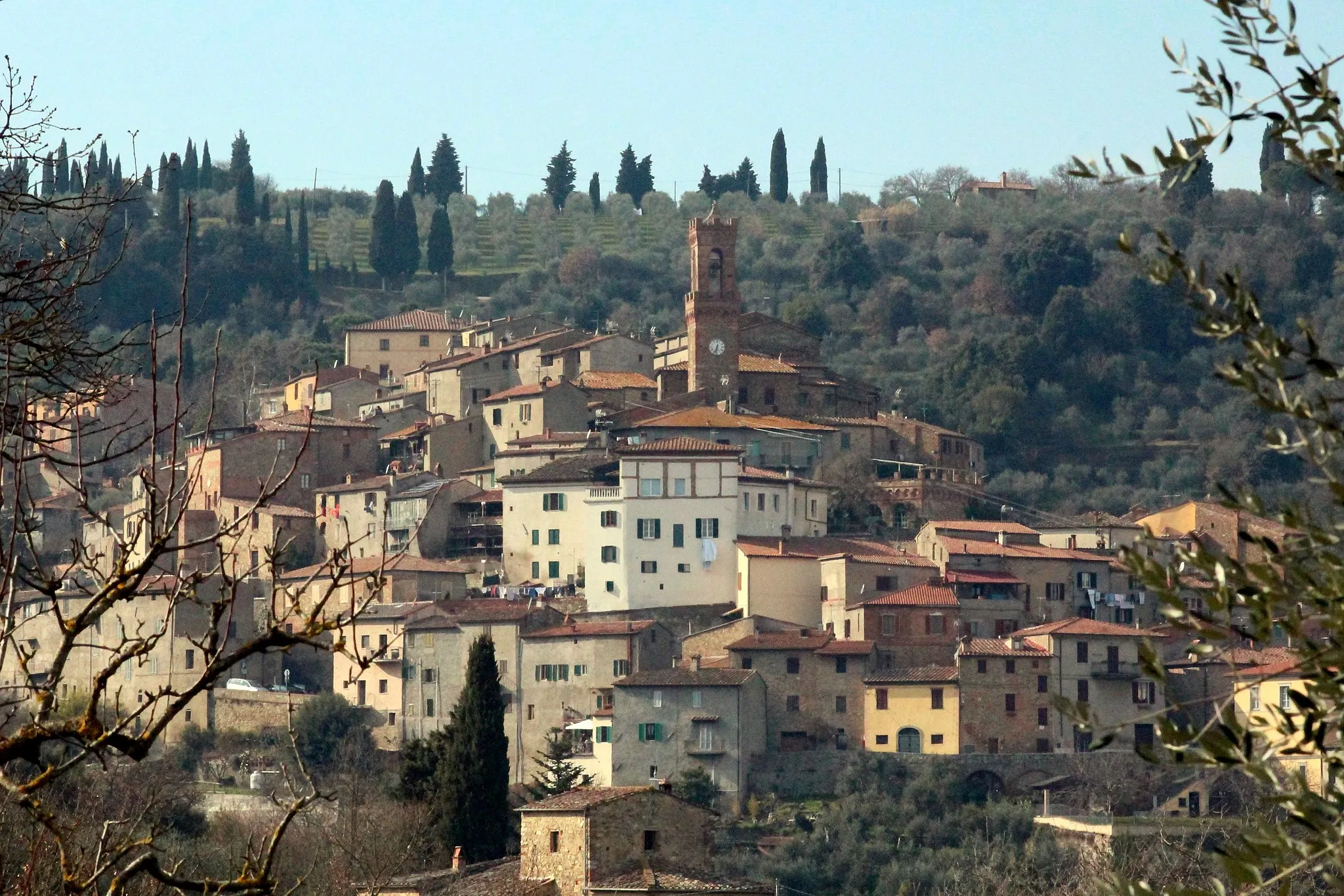 Photo showing: Panorama of Scrofiano, hamlet of Sinalunga, Valdichiana, Province of Siena, Tuscany, Italy