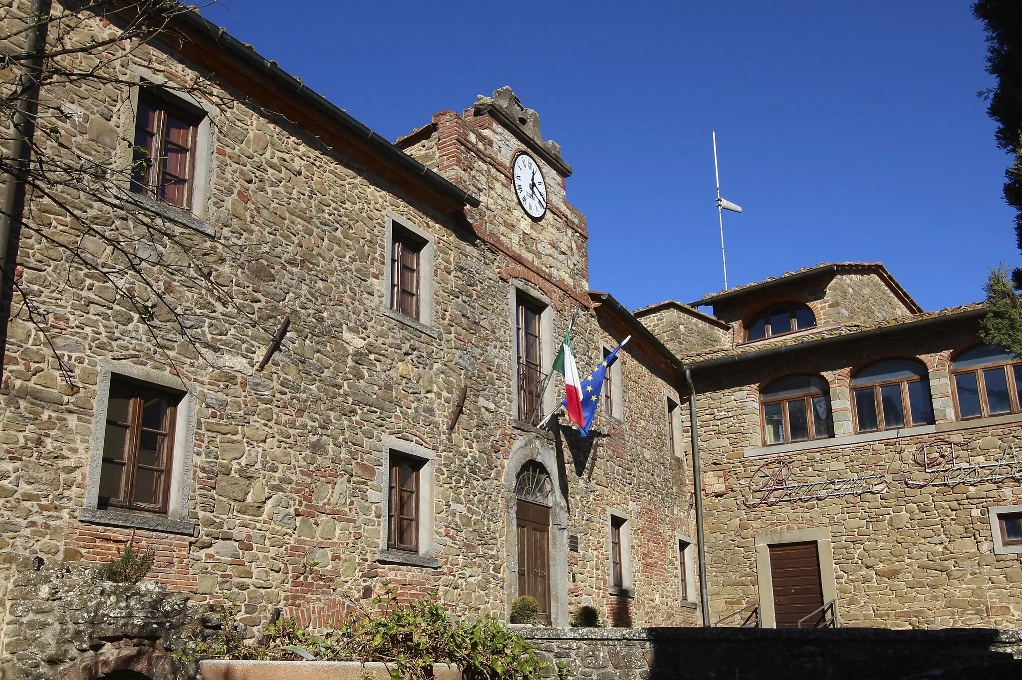 Photo showing: Palazzo Podestarile, with Museum della Memoria, San Pancrazio, hamlet of Bucine, Province of Arezzo, Tuscany, Italy