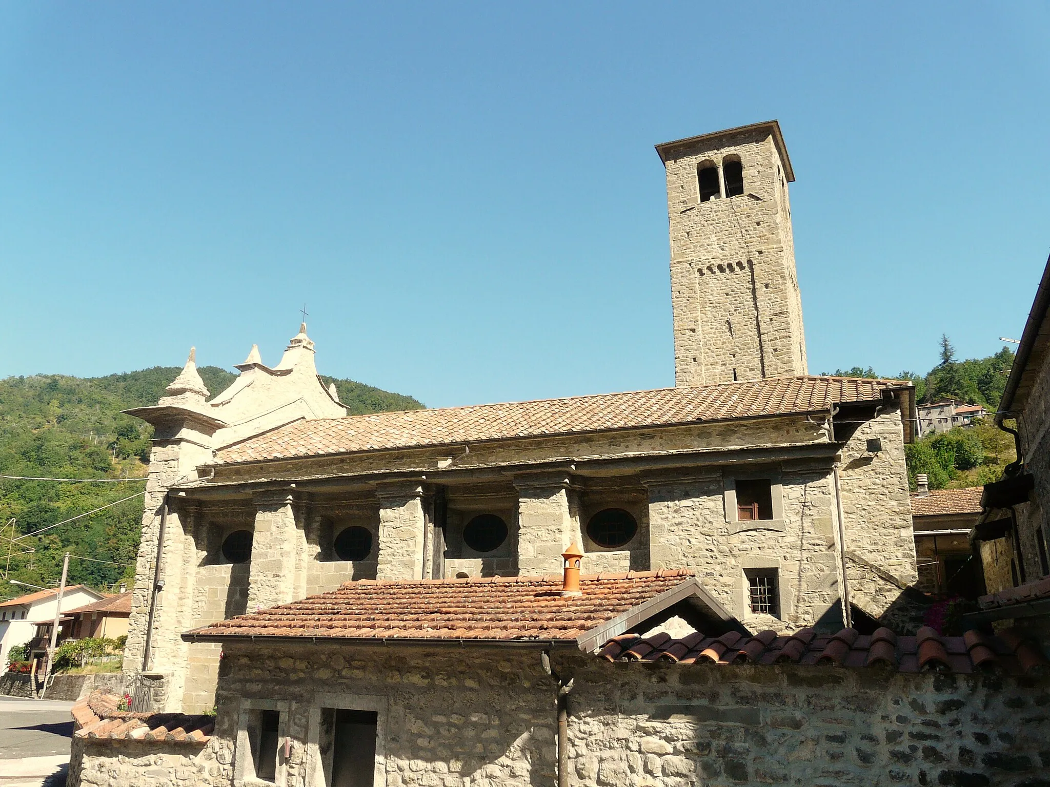 Photo showing: Pieve di Santa Maria Assunta, Crespiano, Comano, Toscana, Italia