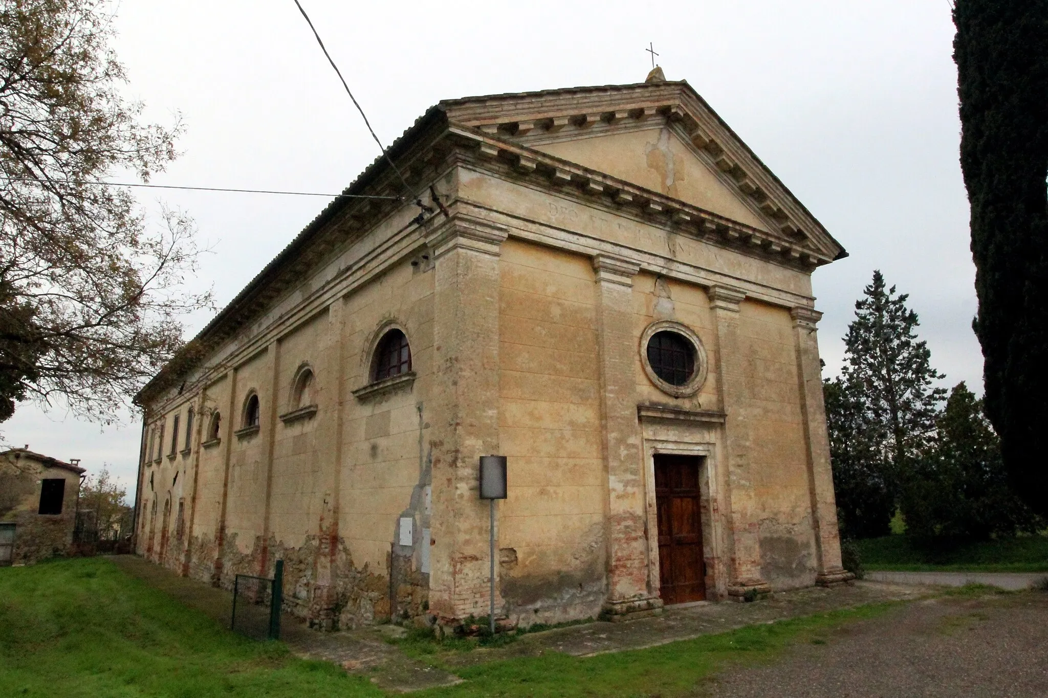 Photo showing: Church San Lorenzo, Bibbiano, hamlet of Buonconvento, Province of Siena, Tuscany, Italy