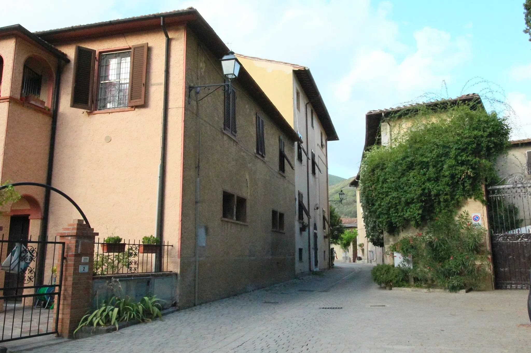 Photo showing: Noce, village of Vicopisano, Province of Pisa, Tuscany, Italy