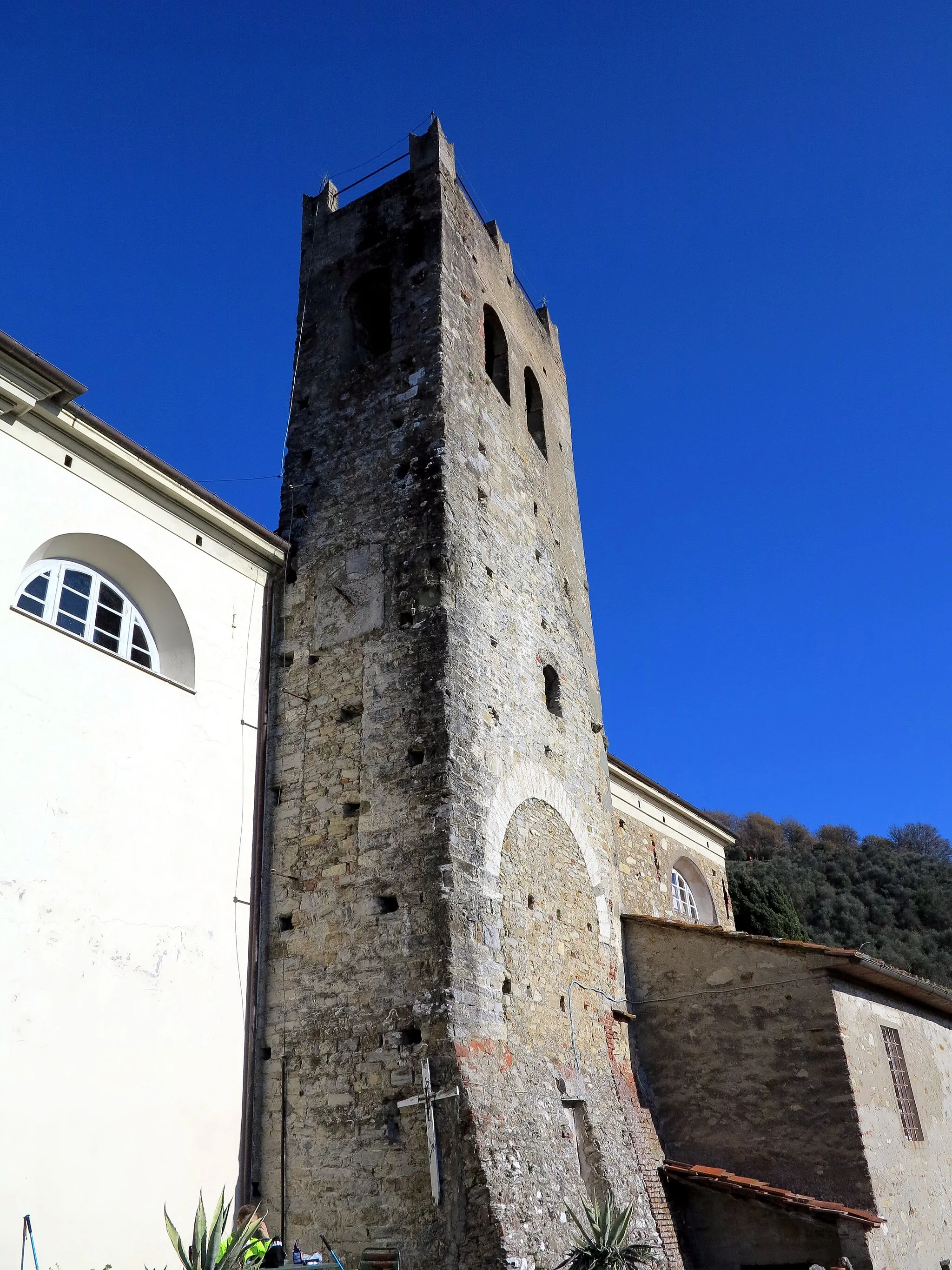 Photo showing: Chiesa di San Frediano (Piazzano, Lucca), campanile