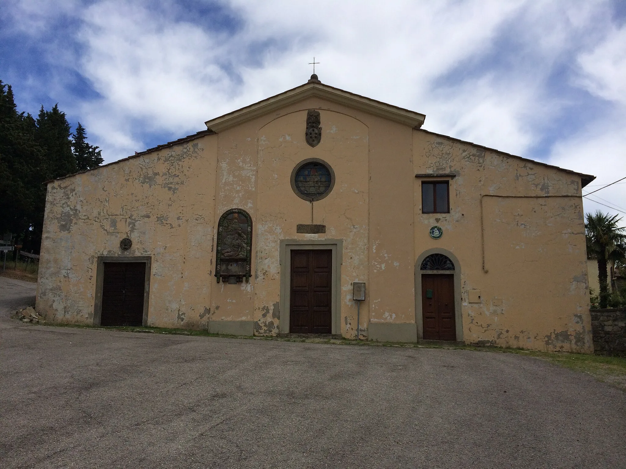 Photo showing: Facciata della Pieve di S. Eustachio in Acone