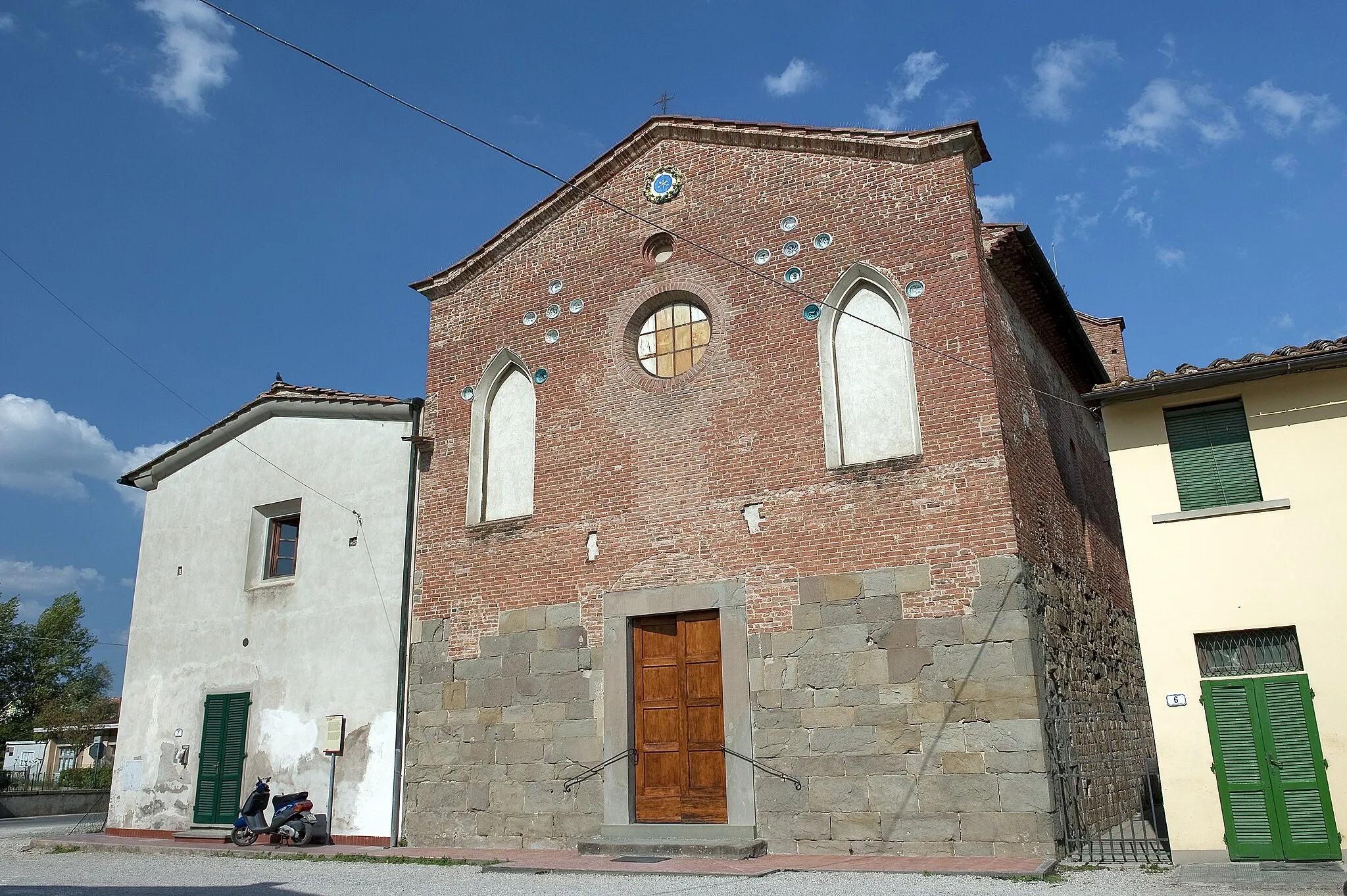 Photo showing: Chiesa di San Pietro a Marcignana, Empoli -- Facciata