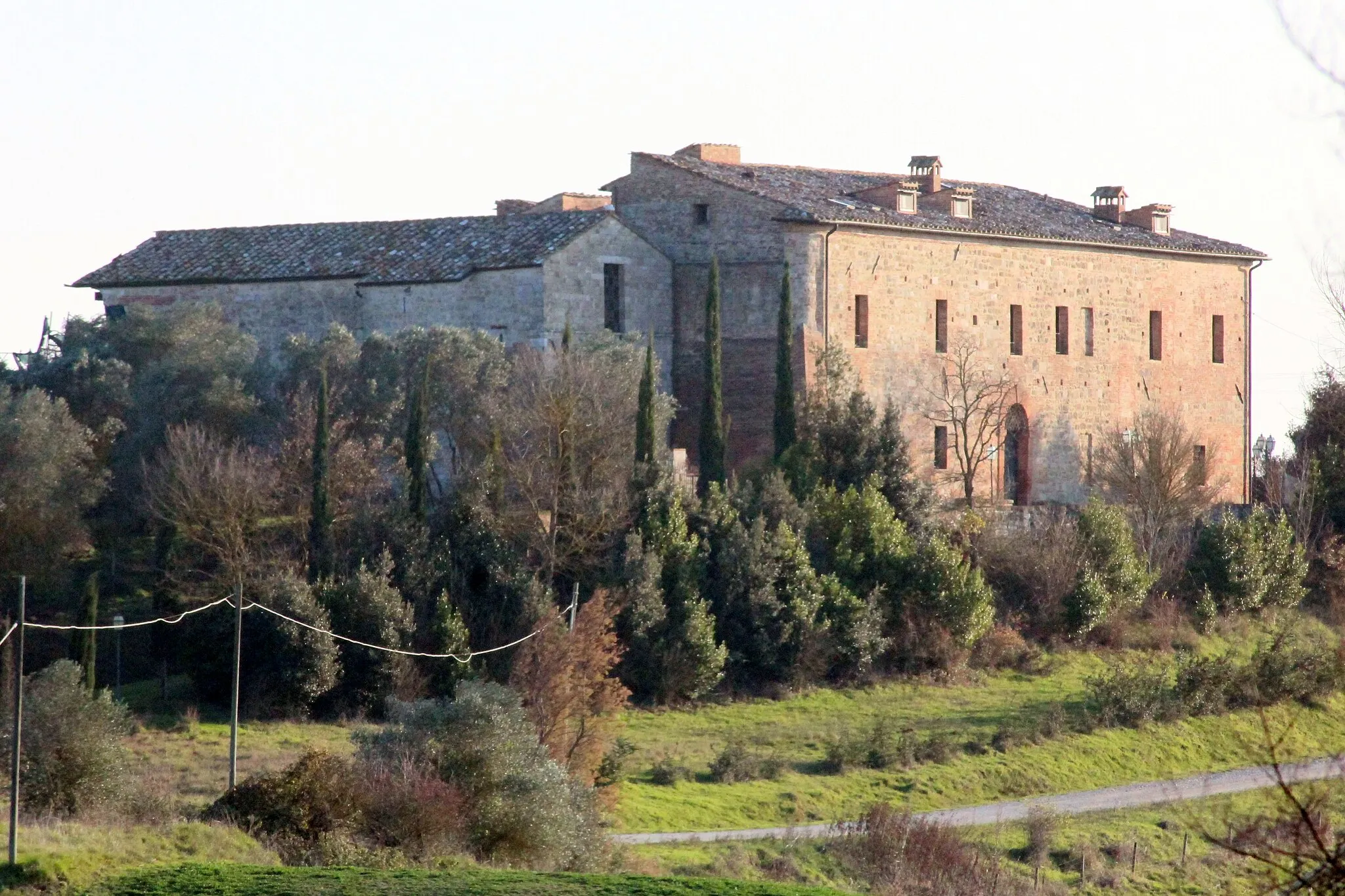 Photo showing: Church and Monastery San Cristoforo a Rofeno, also called Badia a Rofeno, in the territory of Asciano, Province of Siena, Tuscany, Italy