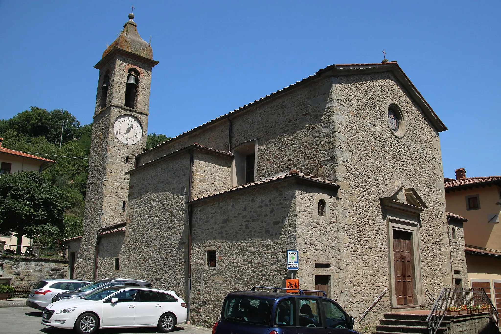 Photo showing: Via Ghibellina, Castel San Niccolò, Prato di Strada, chiesa di San Giovanni Battista